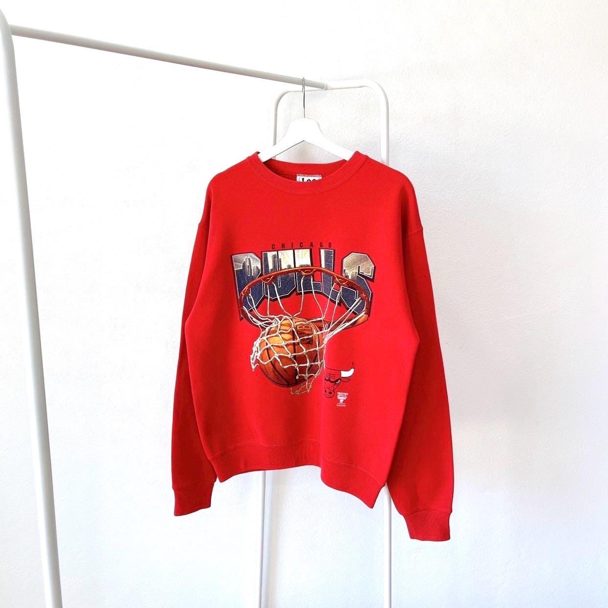 Vintage 90s Chicago Bulls basketball Vintage Lee sport red sweatshirt XL Sweatshirt – Premium Graphic · High-Quality Print