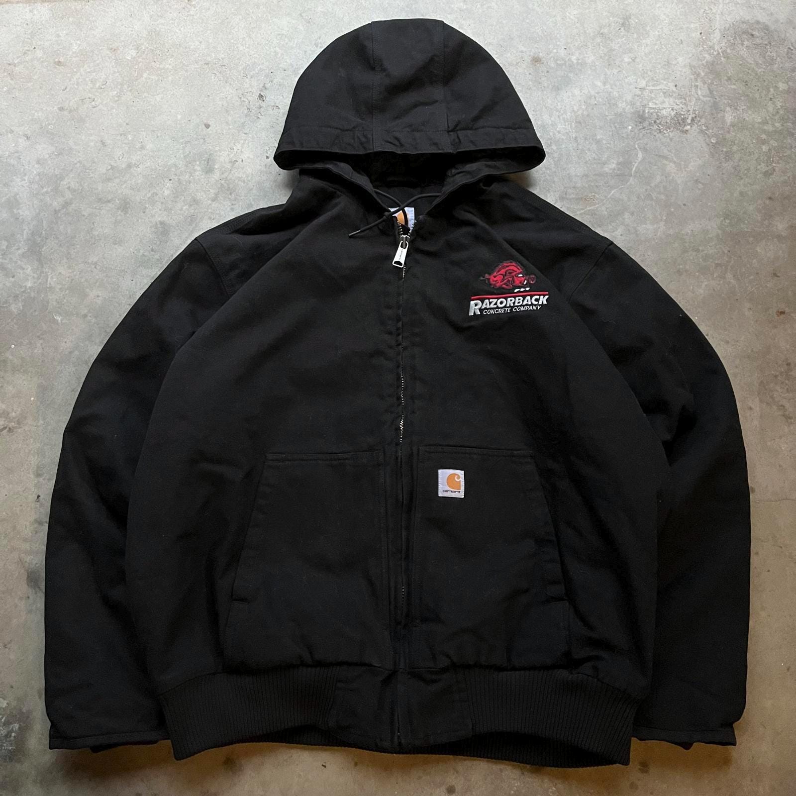 Vintage Y2K Arkansas Razorbacks Hooded Carhartt 104050 Thinsulate Grunge Jacket Graphic Tee – Soft Feel · Perfect For Daily Wear