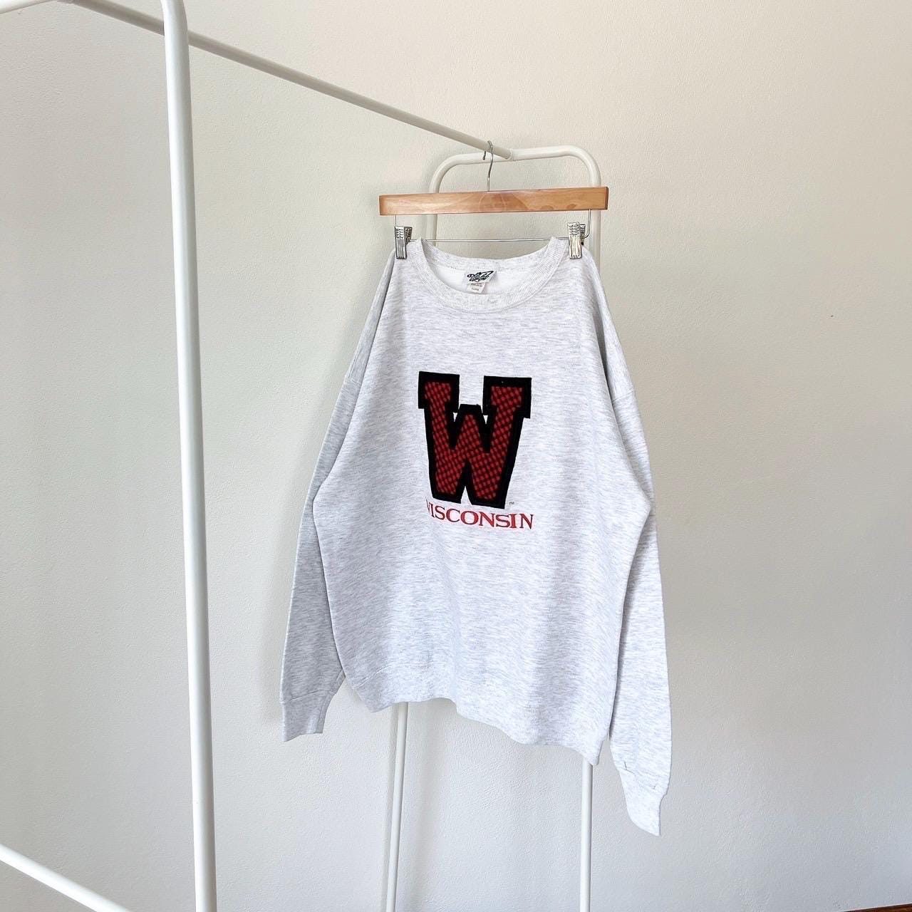 90s Wisconsin Badgers NCAA LA red ford embroidery gray sweatshirt XL Sweatshirt – Easygoing Wear · Must-Have Style