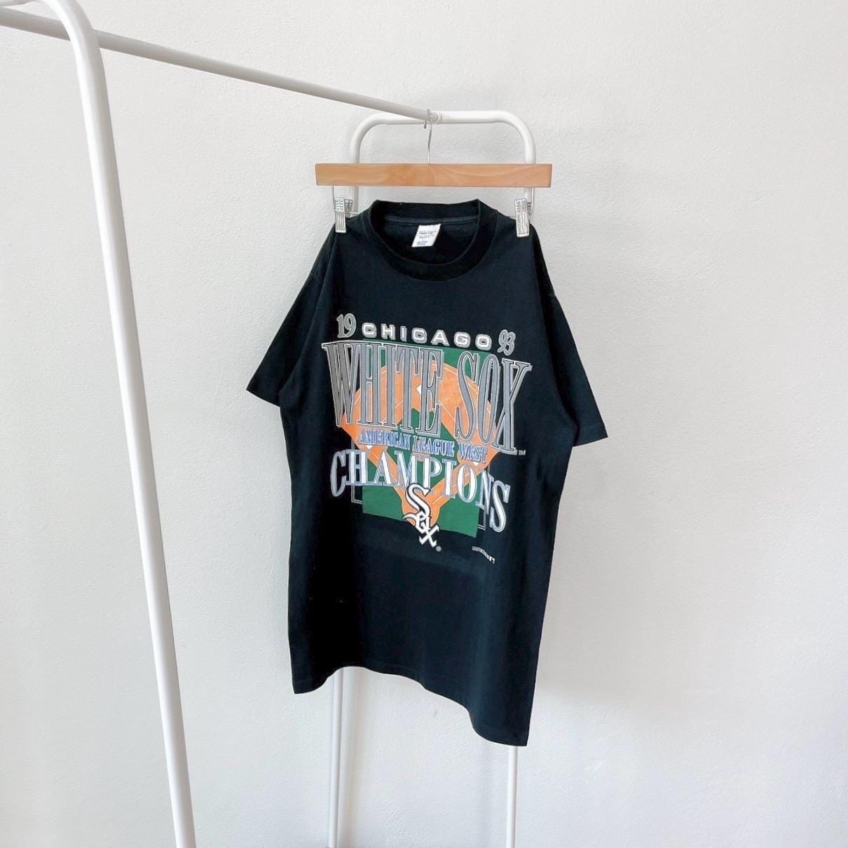 Vintage 90s Chicago White Sox baseball 1993 Made in USA vintage Center cut black t shirt L Graphic Tee – Warm & Stylish · Trending Graphic Apparel