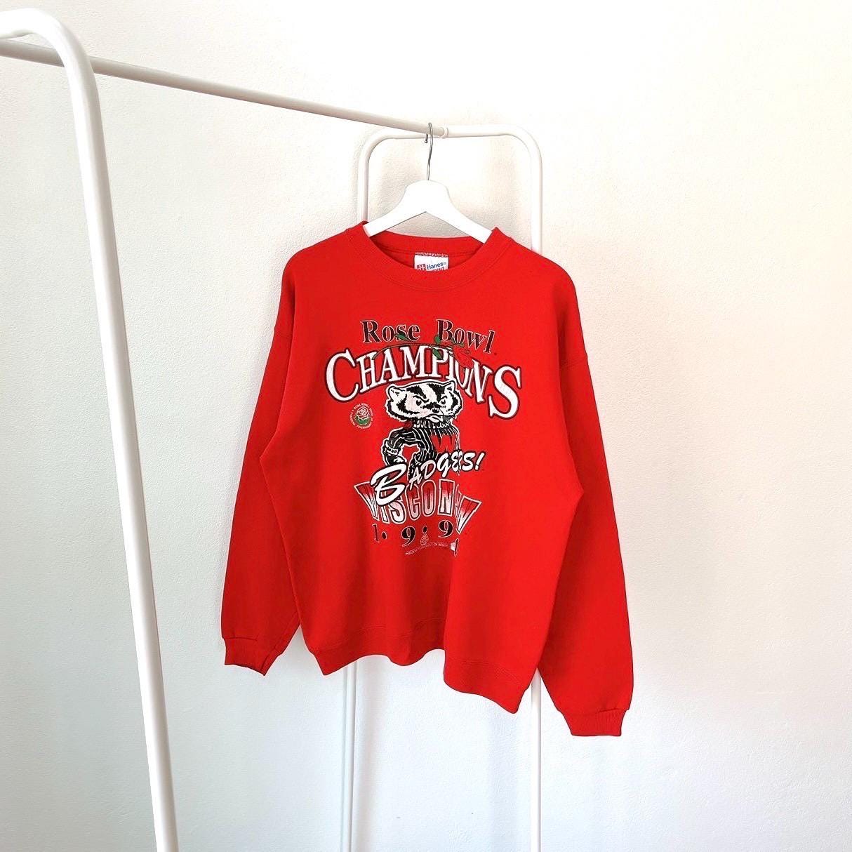 Vintage 90s Wisconsin Badgers Rose Bowl 1994 NCAA vintage Hanes red sweatshirt L Sweatshirt – Warm & Stylish · High-Quality Print
