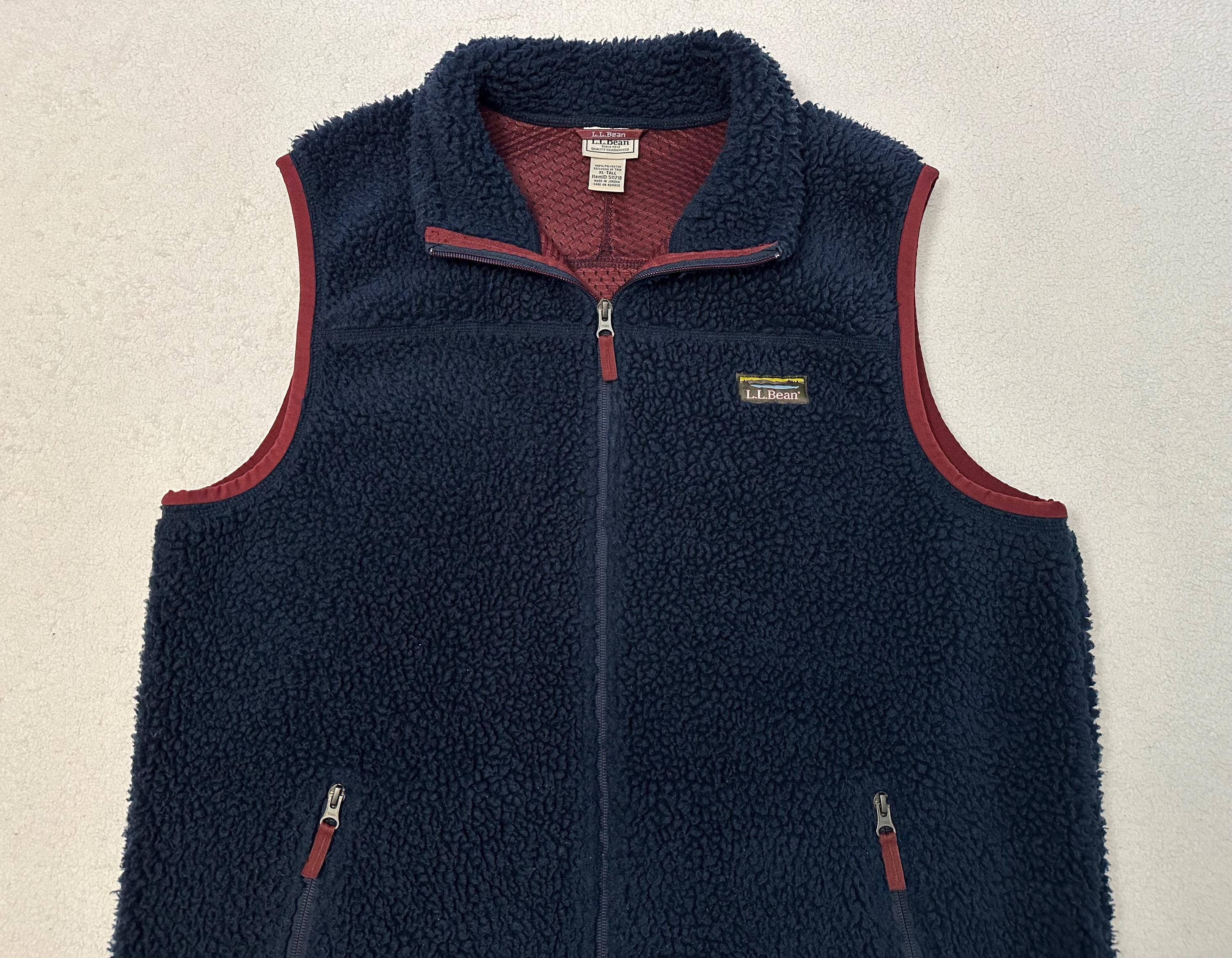 Vintage 2000s Y2K LL Bean Full Zip Up Mountain Pile Sherpa Fleece Vest XL Graphic Tee – Feel-Good Design · Must-Have Style
