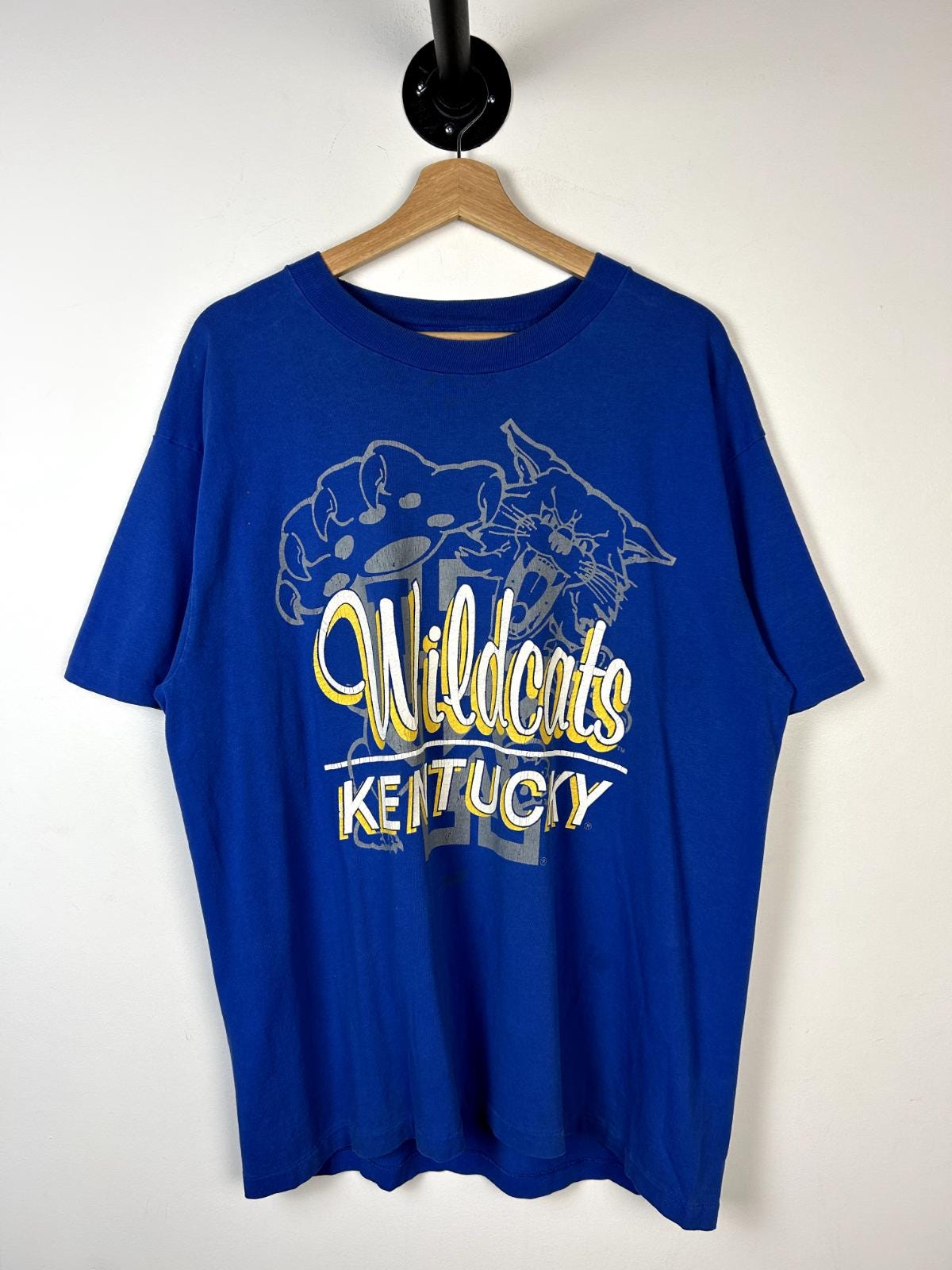 Vintage 90s Kentucky Wildcats Blue Tee Size XL Graphic Tee – Premium Graphic · Must-Have Style