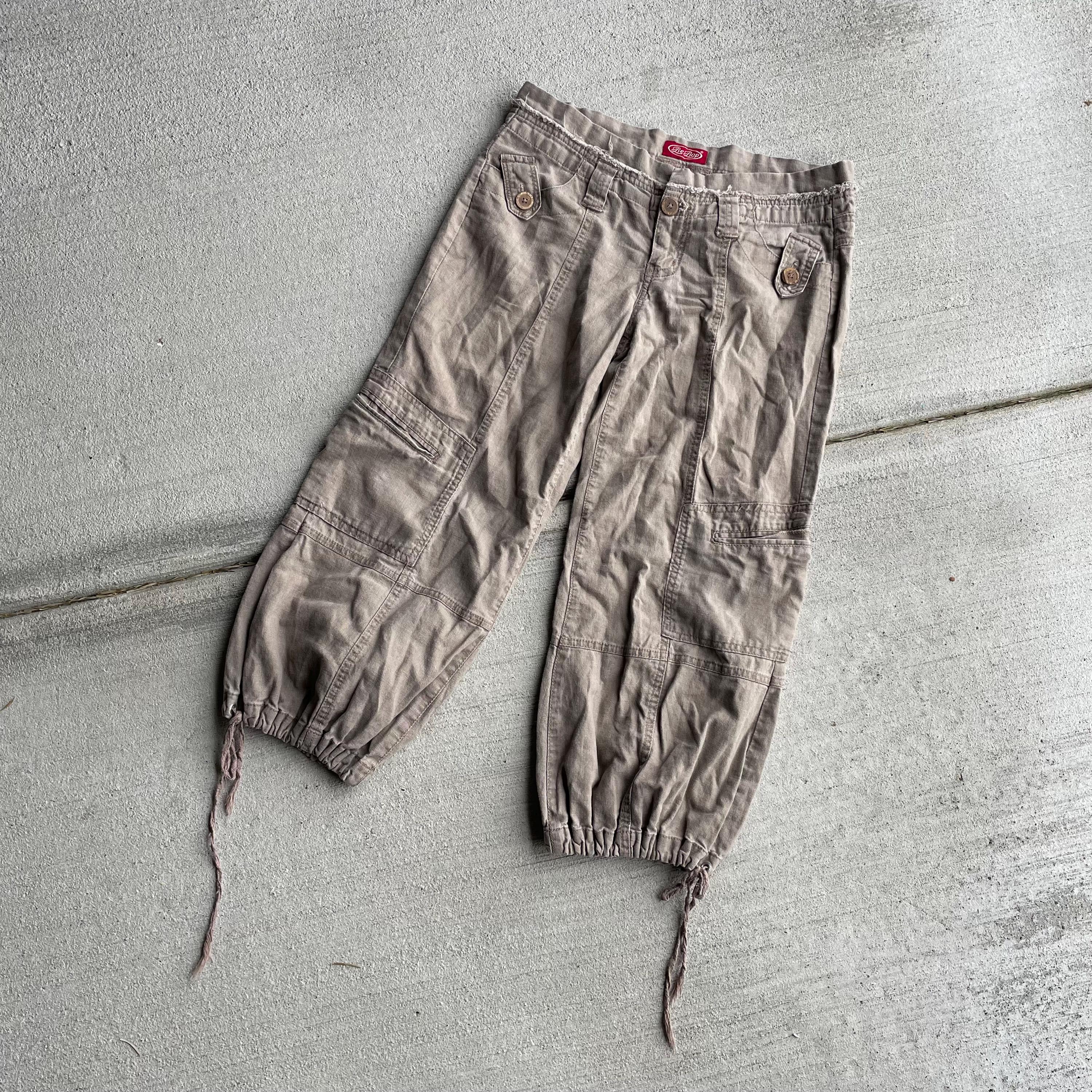 y2k vintage 200039s brown cotton blend low rise loose leg cargo cropped capri pants size 68 Graphic Tee – Cozy Vibes · Perfect For Daily Wear