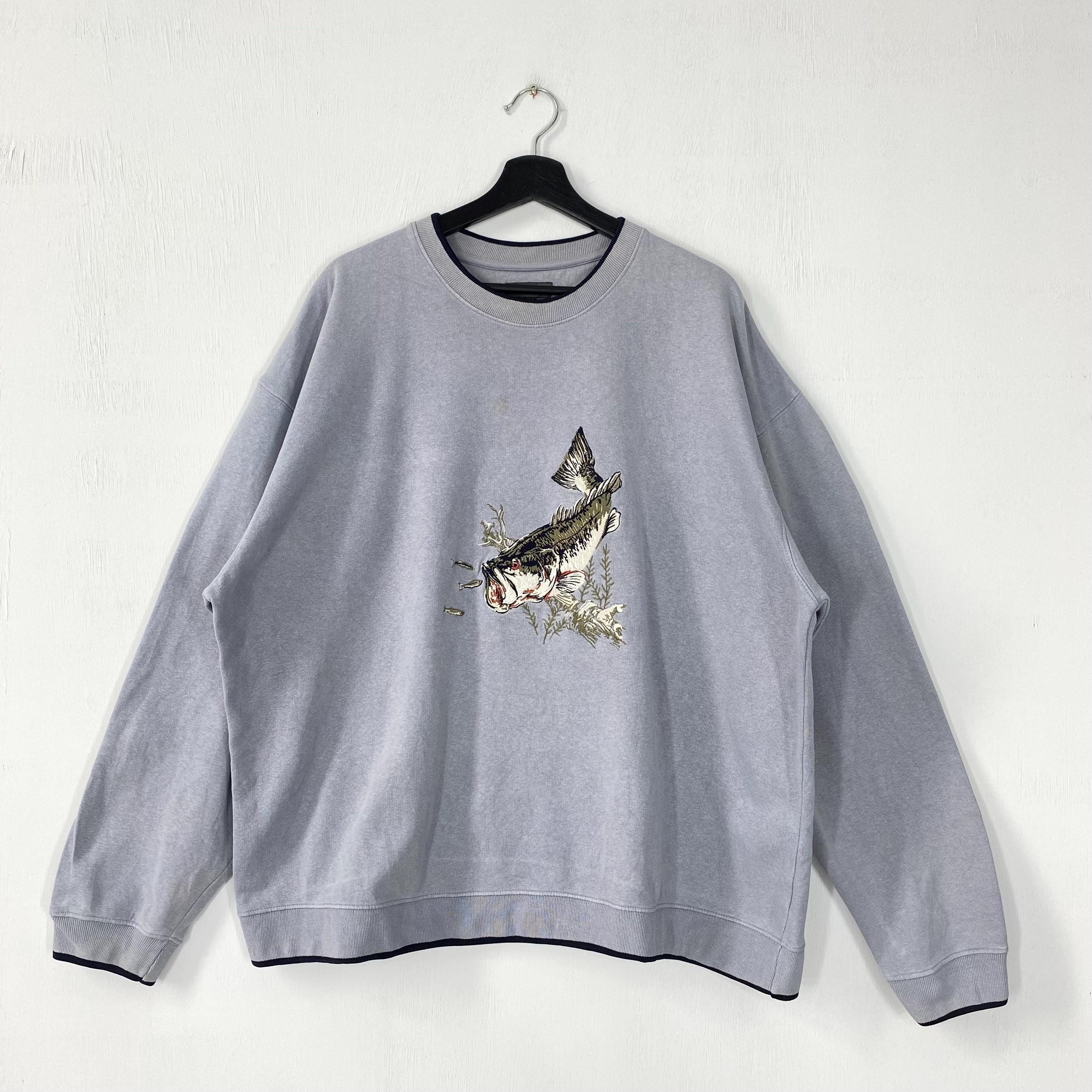 Vintage Outdoor Outfitters Sweatshirt Fish Crewneck Largemouth Fish Sweater Pullover Lake And Timber Fish Embroidered Logo Blue XLarge Sweatshirt – Warm & Stylish · Great Gift For Fans