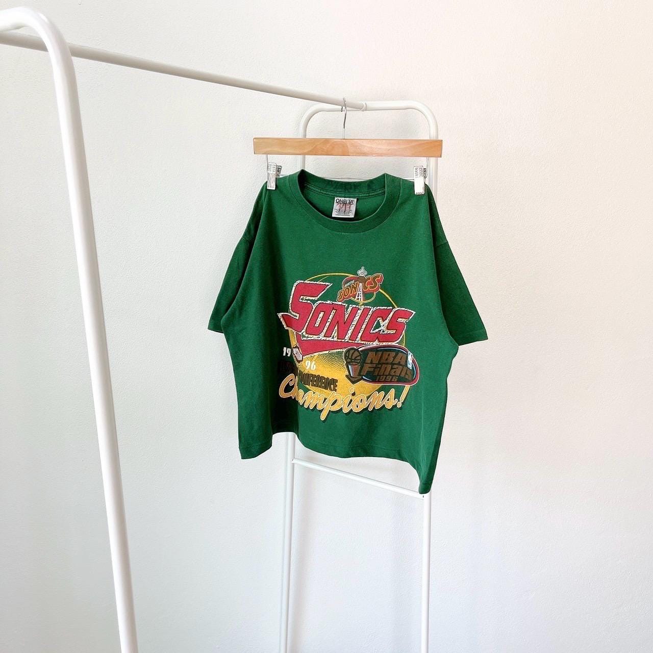 Vintage 90s Seattle Supersonics Sonics NBA basketball 1996 vintage Oneita t shirt L Graphic Tee – Feel-Good Design · Must-Have Style