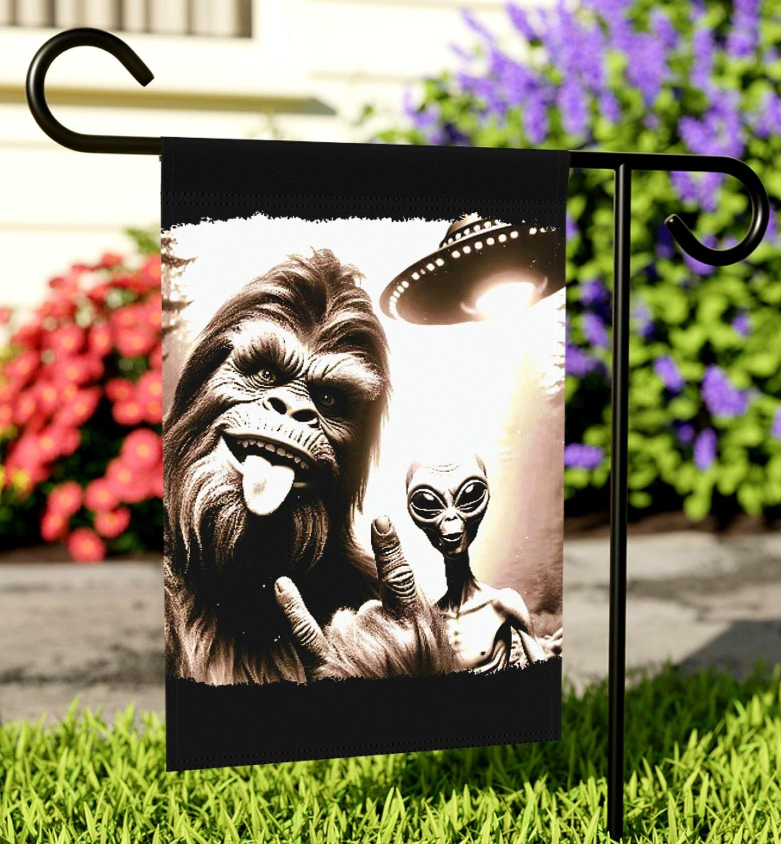 Garden Flag Bigfoot Alien Outdoor Banner Sasquatch Yard Sign Home Decor Sasquatch UFO Garden Decoration Unique Housewarming Gift Graphic Tee – Aesthetic Look · Great Gift For Fans