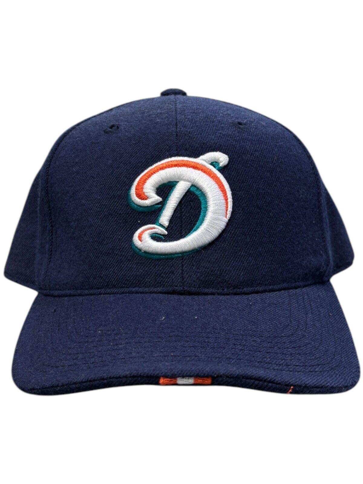 Vintage 90s NFL Nike Miami Dolphins Navy Fitted Hat Graphic Tee – Everyday Comfort · Must-Have Style