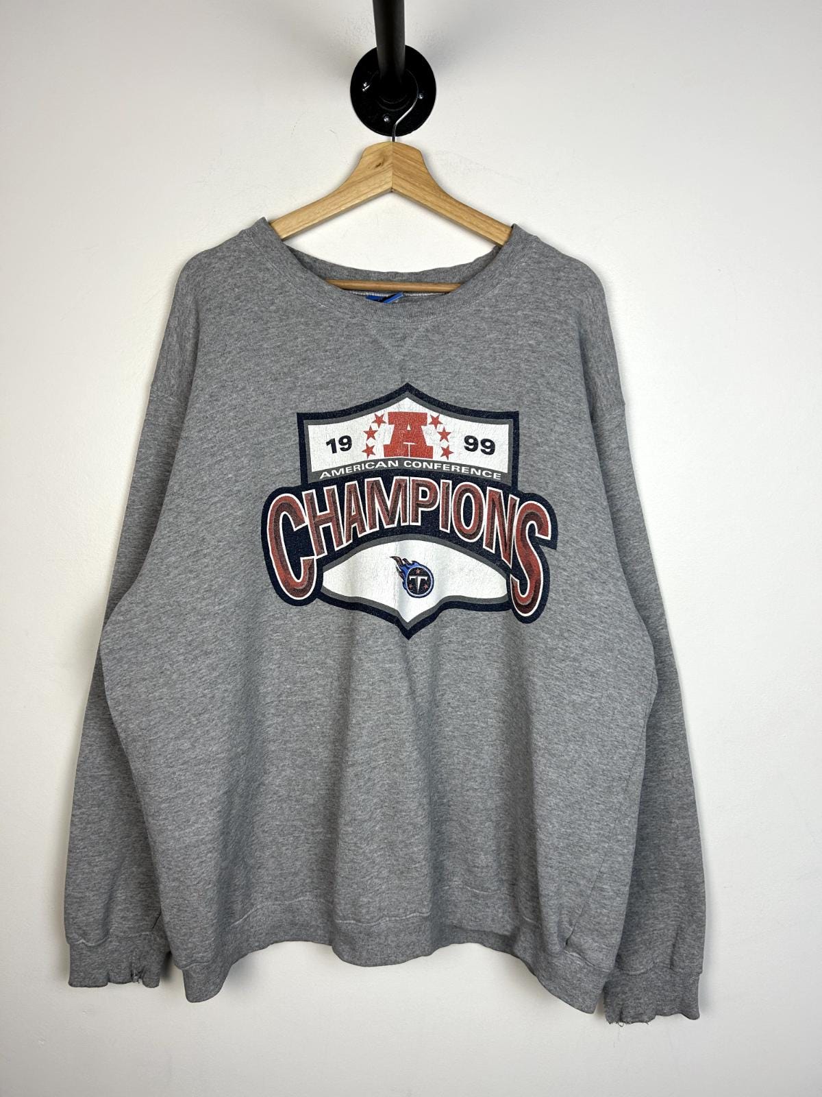 Vintage 90s NFL Tennessee Titans AFC Champions Grey Crewneck Size XL Graphic Tee – Easygoing Wear · High-Quality Print