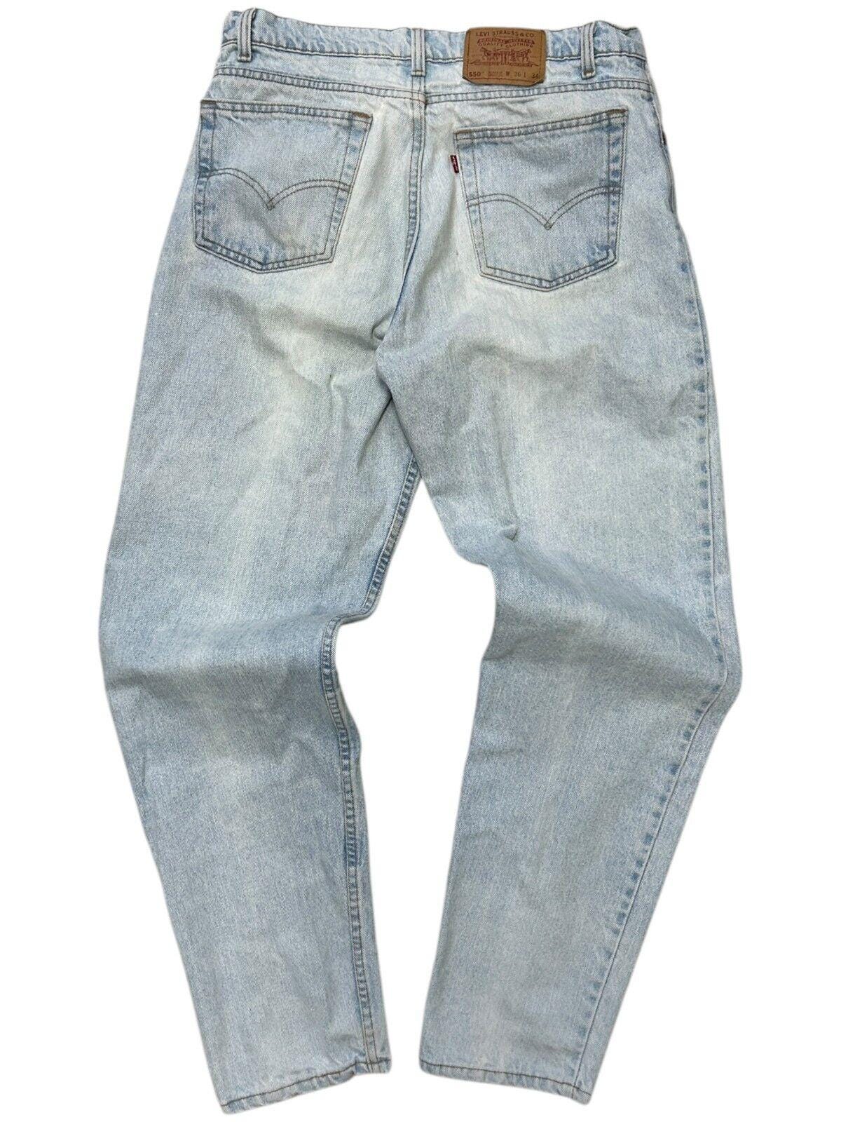Vintage 90s Levis 550 Light Wash Blue Denim Jeans Size 36 Graphic Tee – Aesthetic Look · High-Quality Print