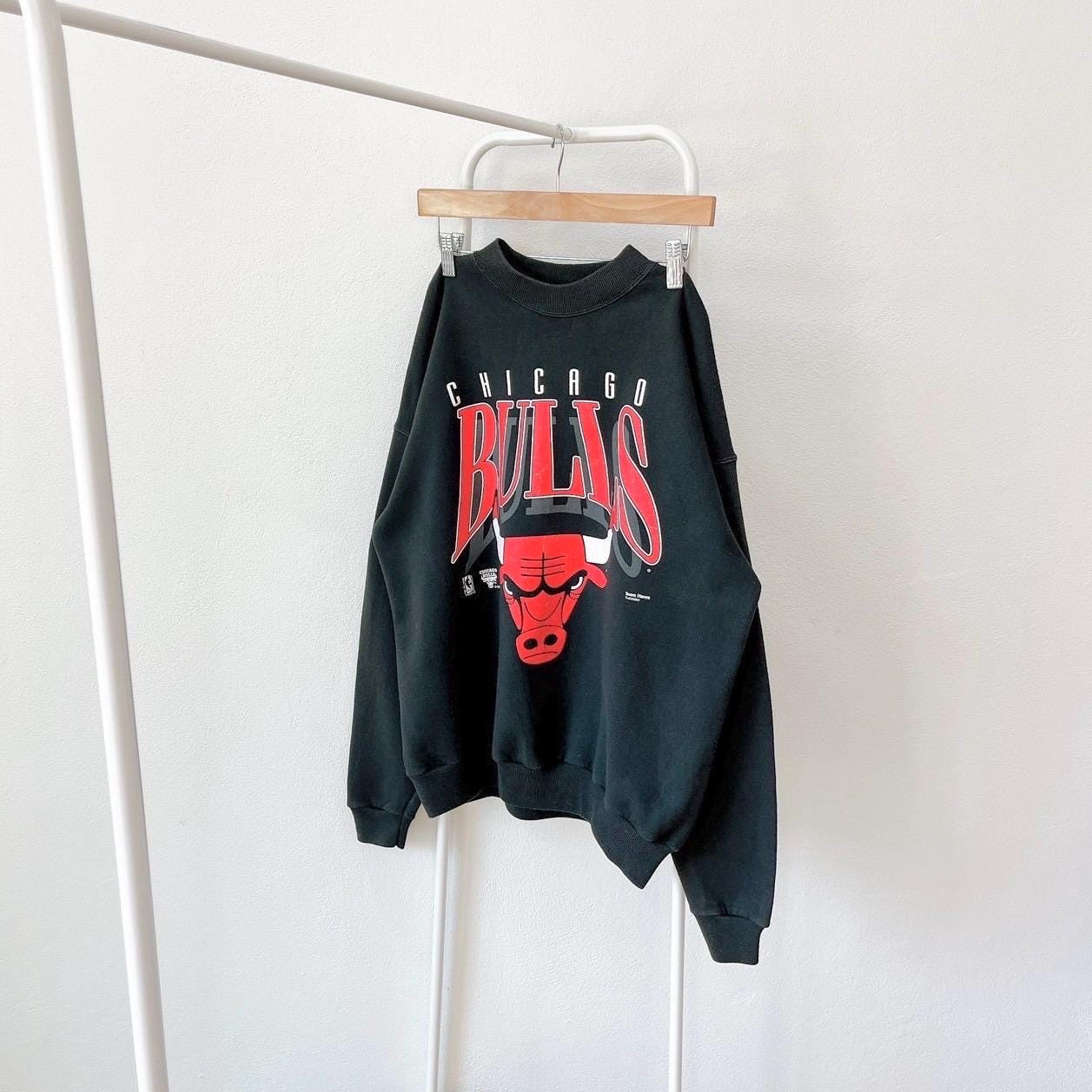 Vintage 90s Chicago Bulls NBA basketball vintage Hanes black sweatshirt L Sweatshirt – Easygoing Wear · Trending Graphic Apparel
