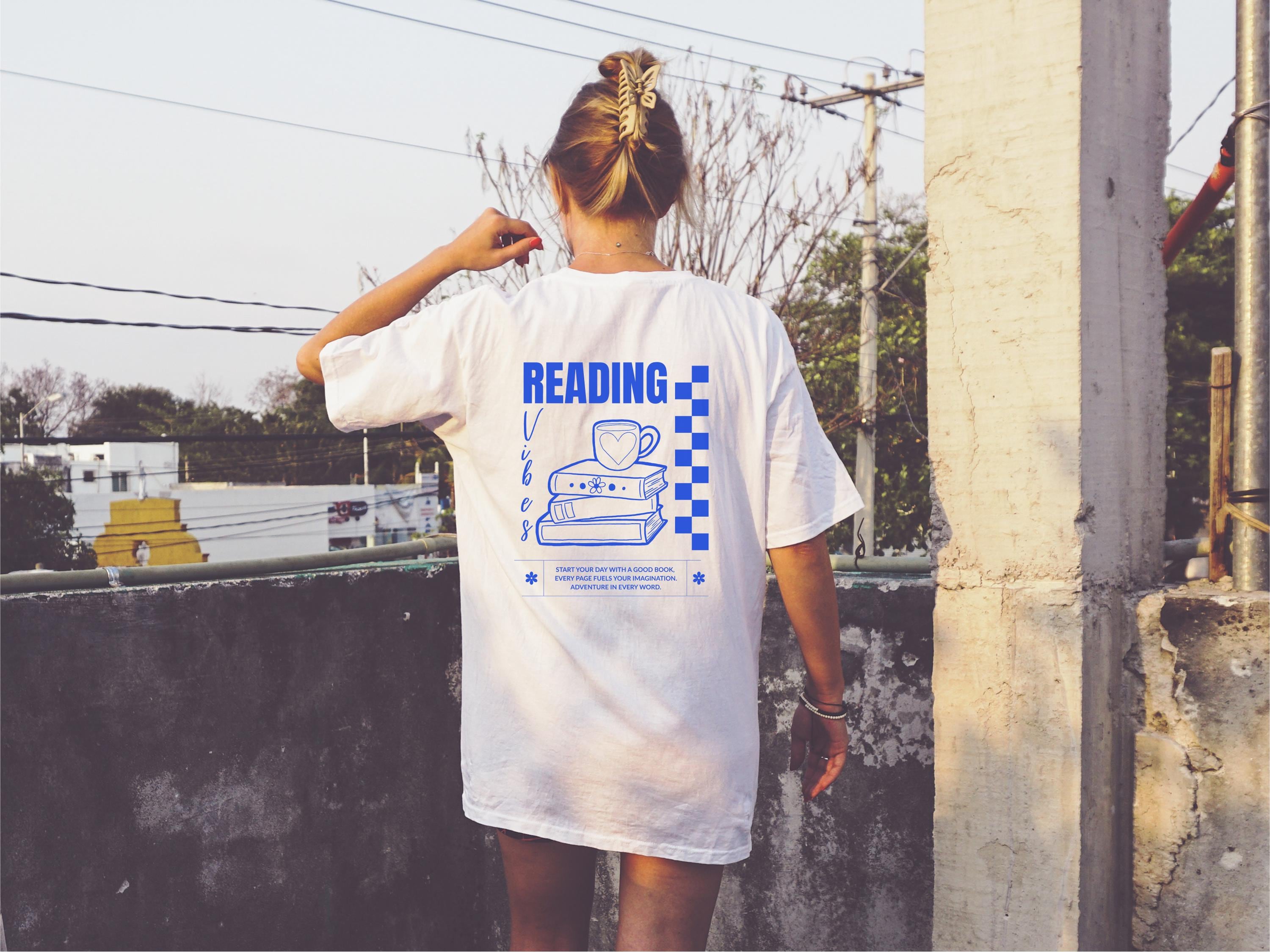 Reading Vibes T Shirt Buchliebhaber Shirt Geschenk fr Leser Bcherwurm Shirt Bibliophile Bcher Tshirt Buchclub T Shirt Graphic Tee – Everyday Comfort · Top Pick For Any Outfit