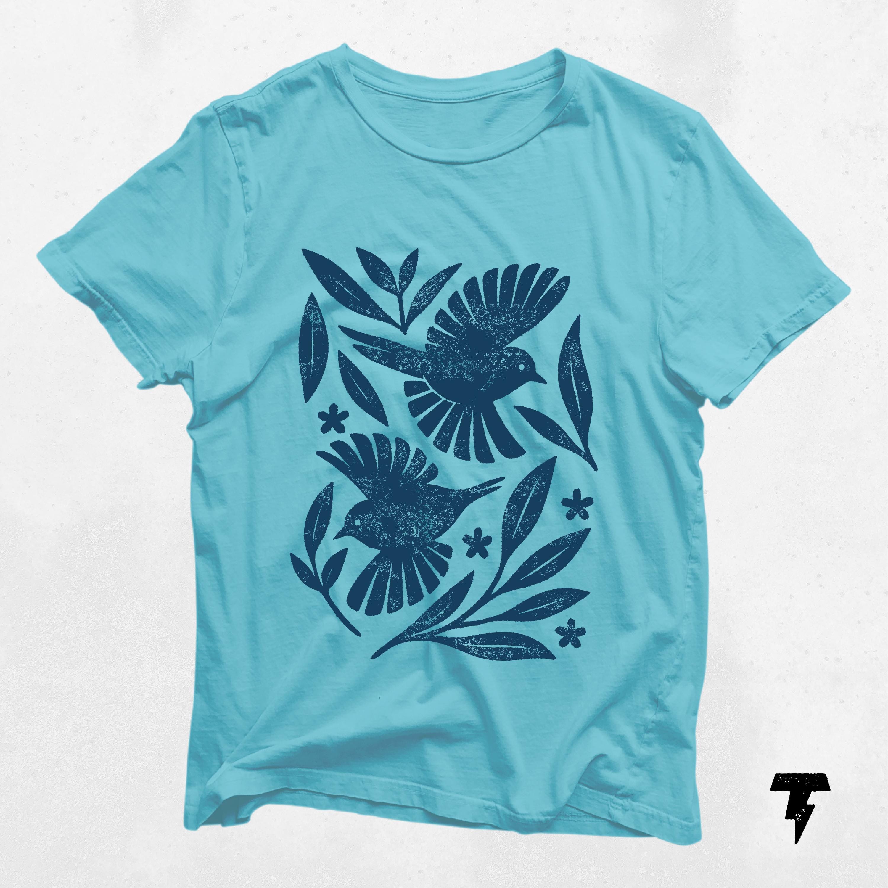 Bird Illustration T Shirt Hand Drawn Minimalist Bird Art Tee for Nature Lovers Wildlife Graphic Outdoor Adventure Shirt Graphic Tee – Bold Style · High-Quality Print