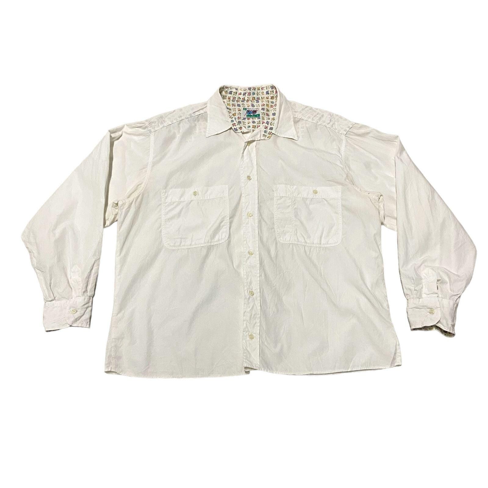 Benetton Mens Casual Shirt Vintage High End Luxury Designer Medium White VTG Graphic Tee – Premium Graphic · Trending Graphic Apparel