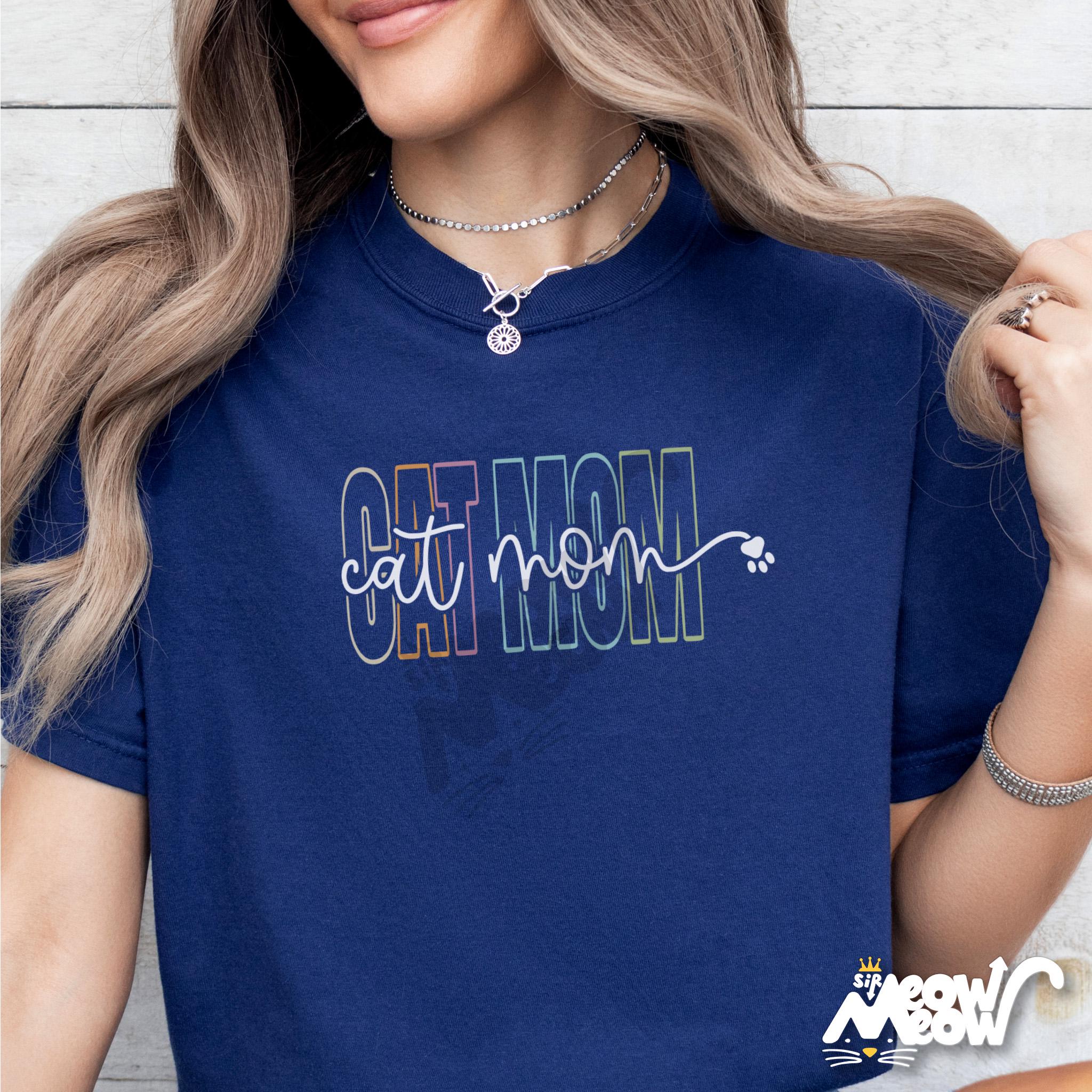 Cat Mom Shirt Retro Rainbow Cat Mom Tee Cute Style T Shirt Cat Lover Gift Pet Mom Top Graphic Tee – Warm & Stylish · Perfect For Daily Wear