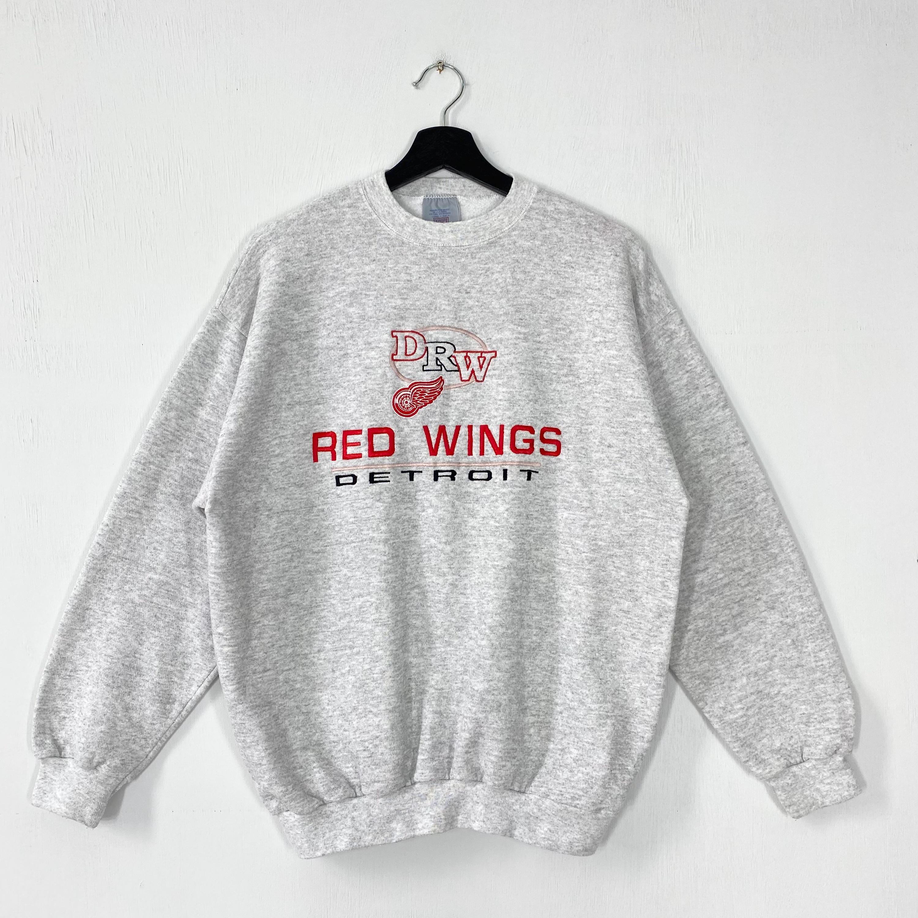 Vintage Detroit Red Wings Sweatshirt Red Wings Crewneck Red Wings Sweater Pullover Sportswear NHL Detroit Red Wings Embroidered Logo Medium Sweatshirt – Everyday Comfort · Trending Graphic Apparel