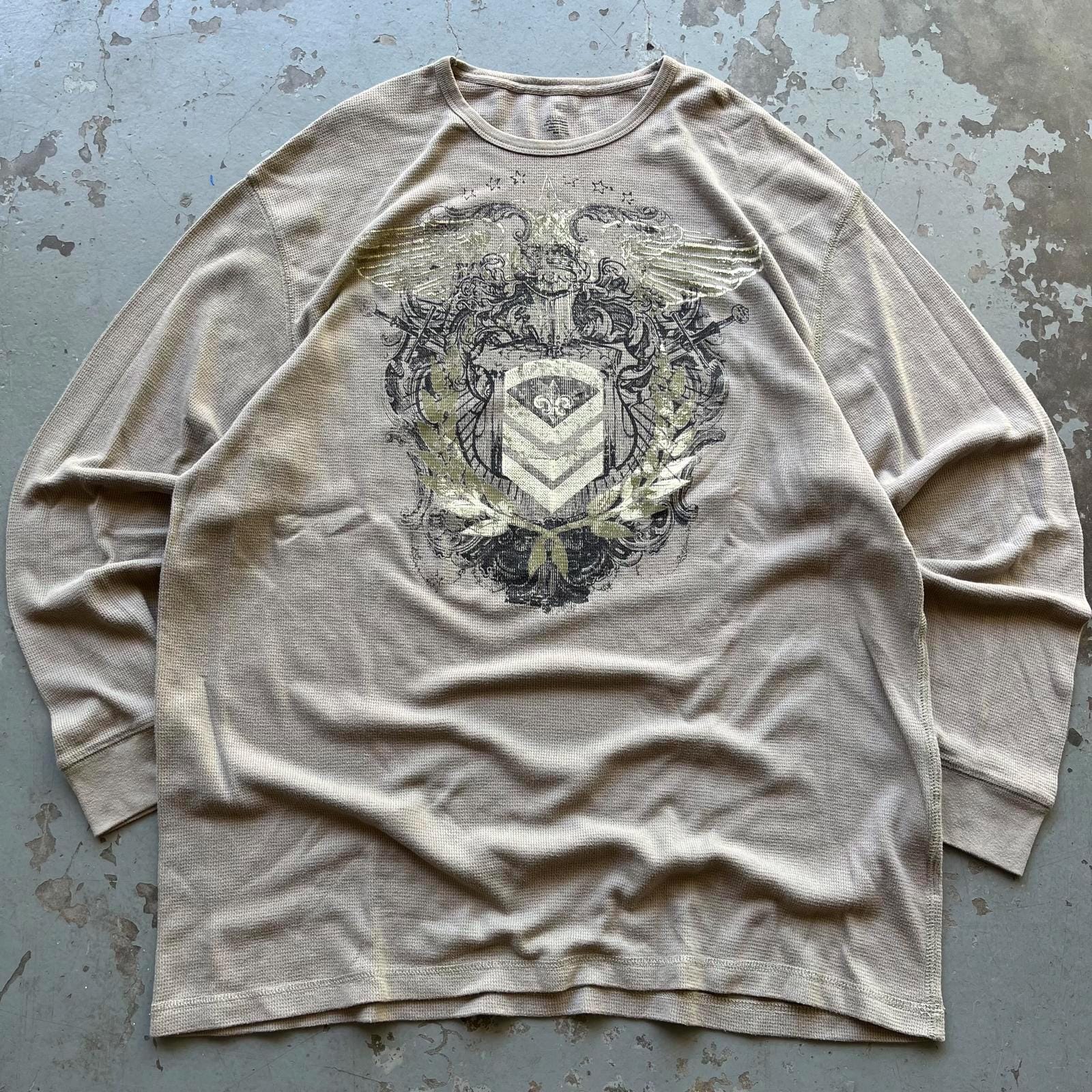 Vintage Y2K Pistachio Green Affliction Grunge Thermal Shirt Graphic Tee – Everyday Comfort · Great Gift For Fans
