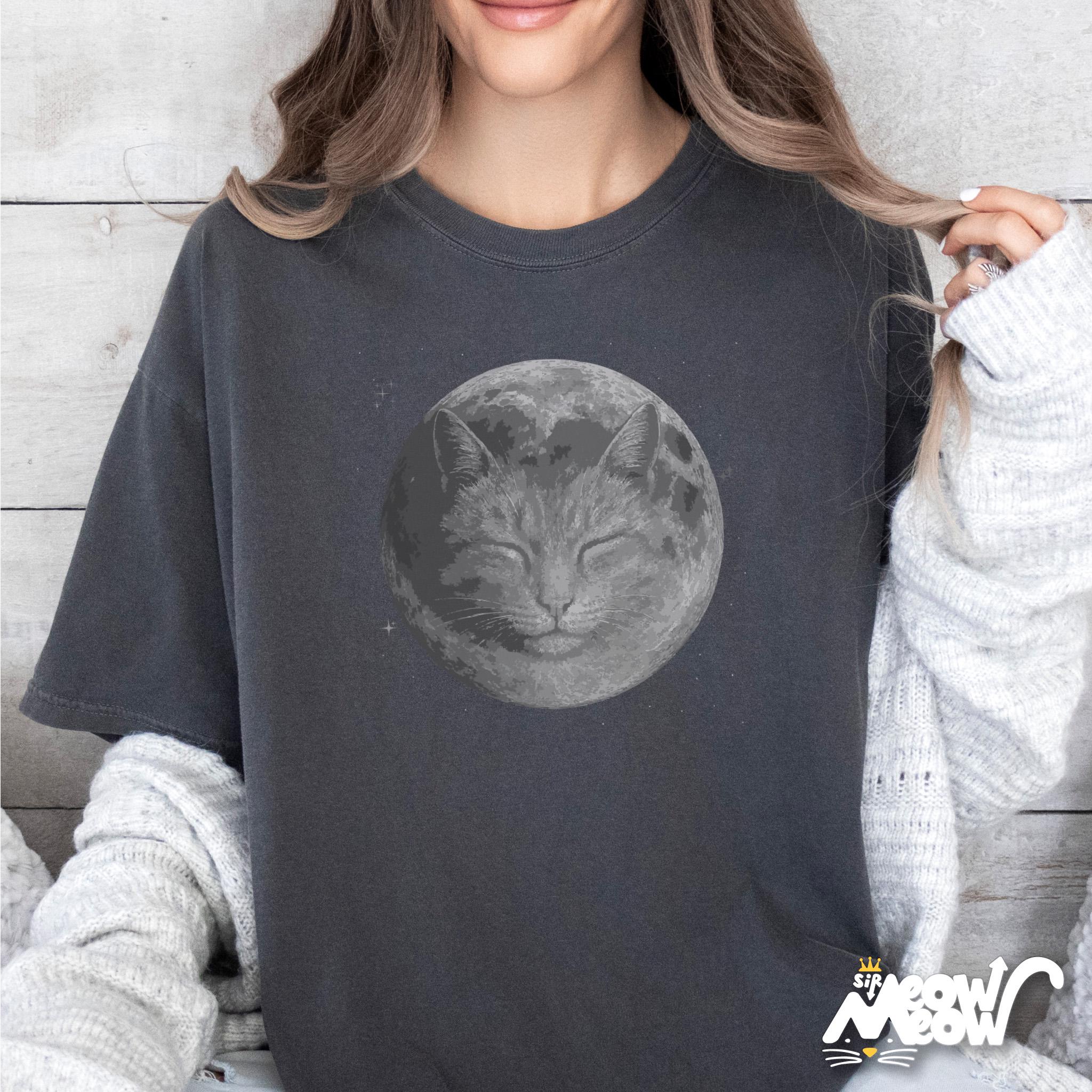 Cat Witch Moon T Shirt Vintage Goth Tee for Cat Lovers Spooky Aesthetic Shirt Halloween Witchy Cat Graphic Tee Graphic Tee – Warm & Stylish · High-Quality Print