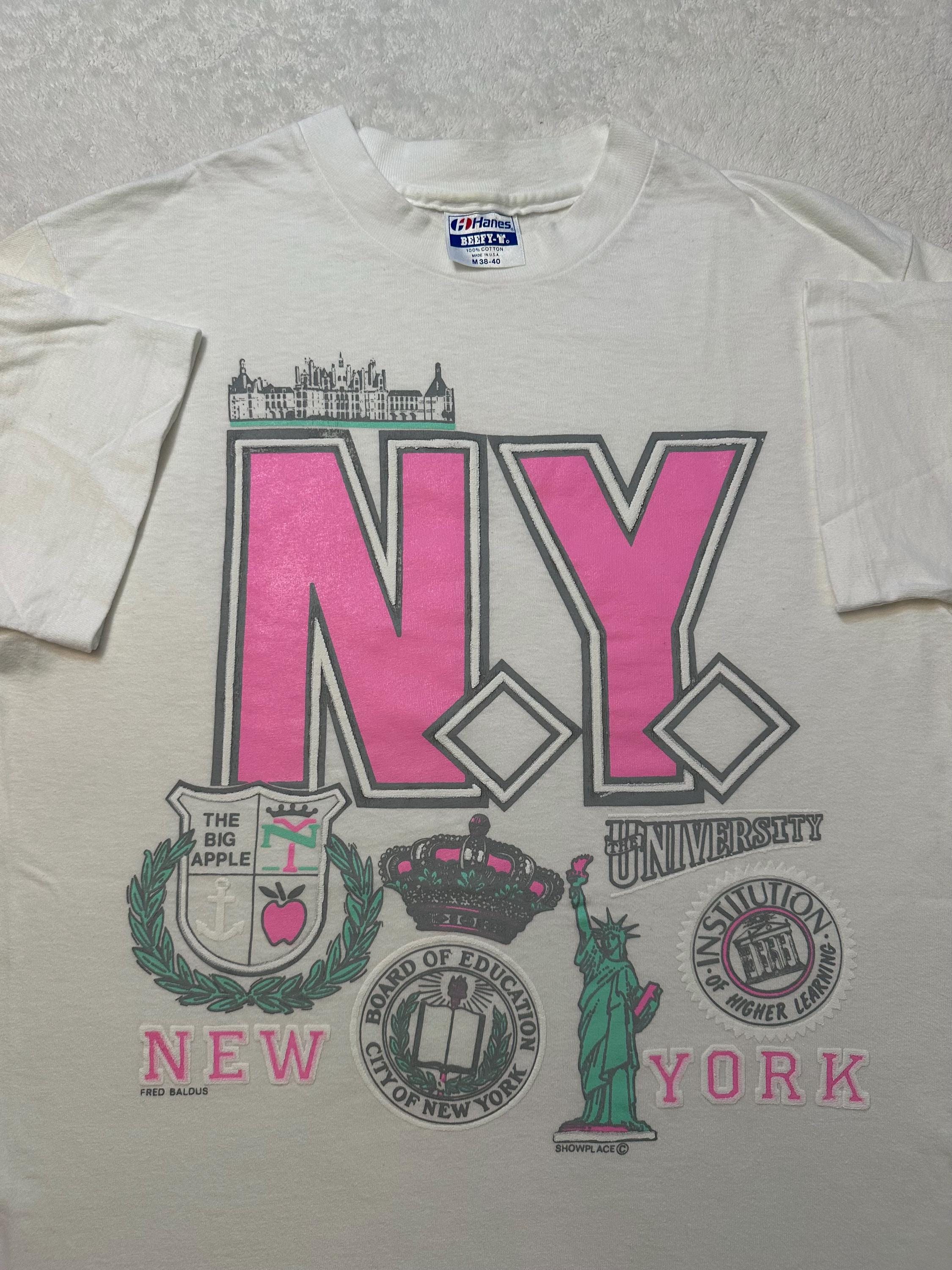 Vintage 1980s 80s New York City NYC Big Apple Statue Of Liberty Art T Shirt M Graphic Tee – Bold Style · Top Pick For Any Outfit