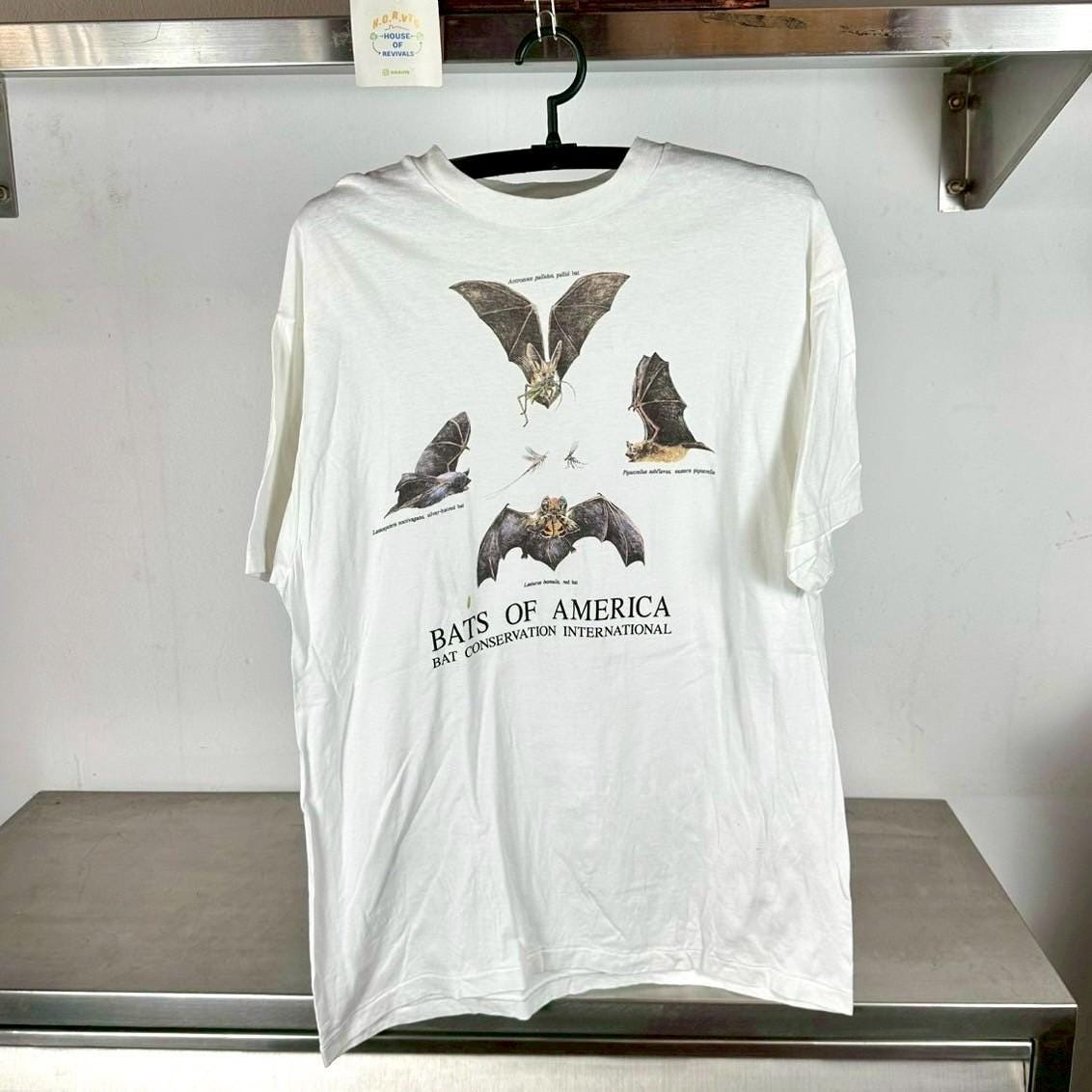 Vintage 90s Bats of America Nature Artwork Large Single Stitch T shirt Vintage Art Tees Vintage Animals Tshirt Graphic Tee – Soft Feel · Top Pick For Any Outfit