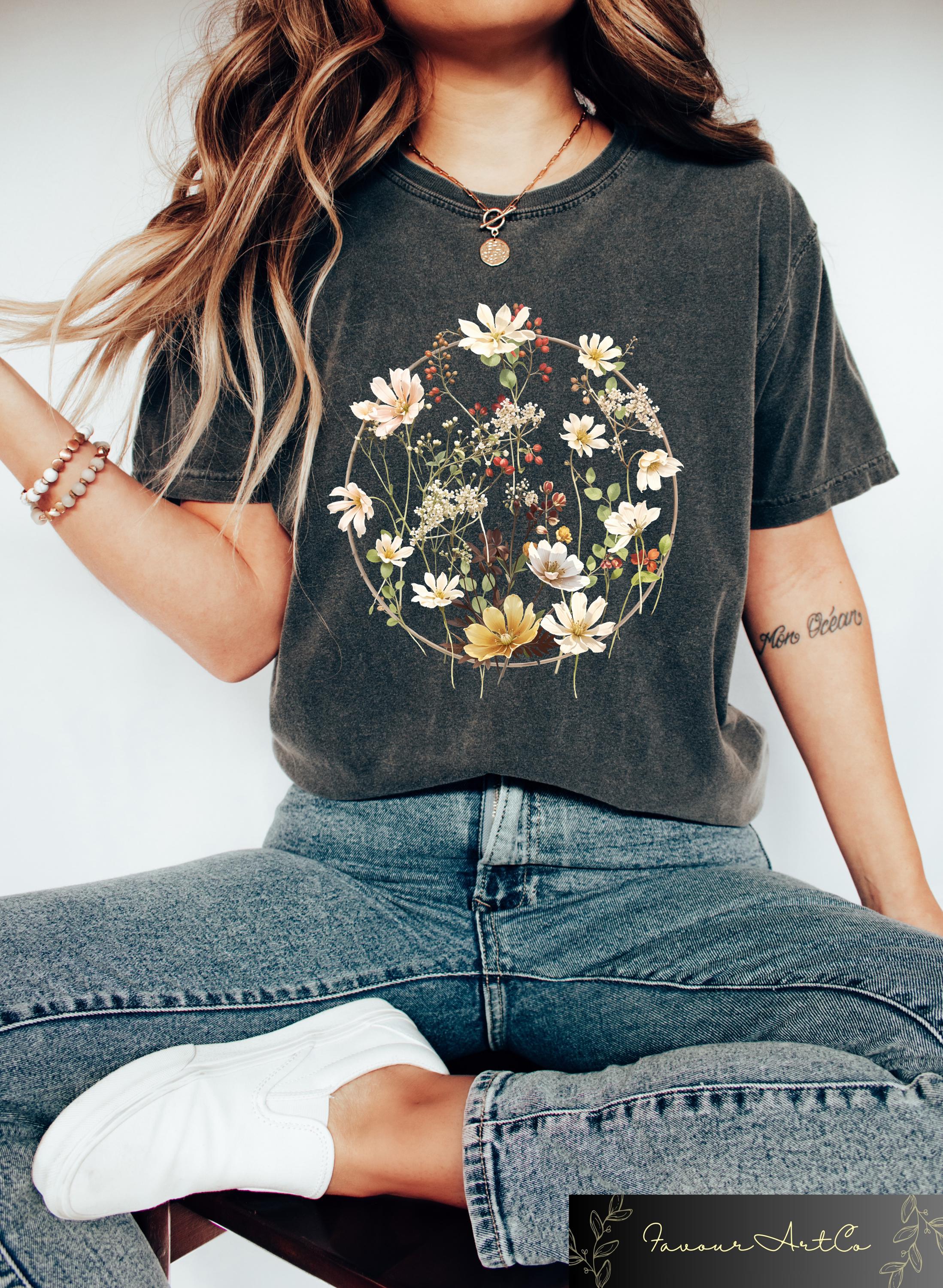 Retro Comfort Flower T shirt Boho Floral Women Shirt Motivational Flower Crewneck Inspirational Mom Gift Wild Flower Shirt Graphic Tee – Bold Style · High-Quality Print