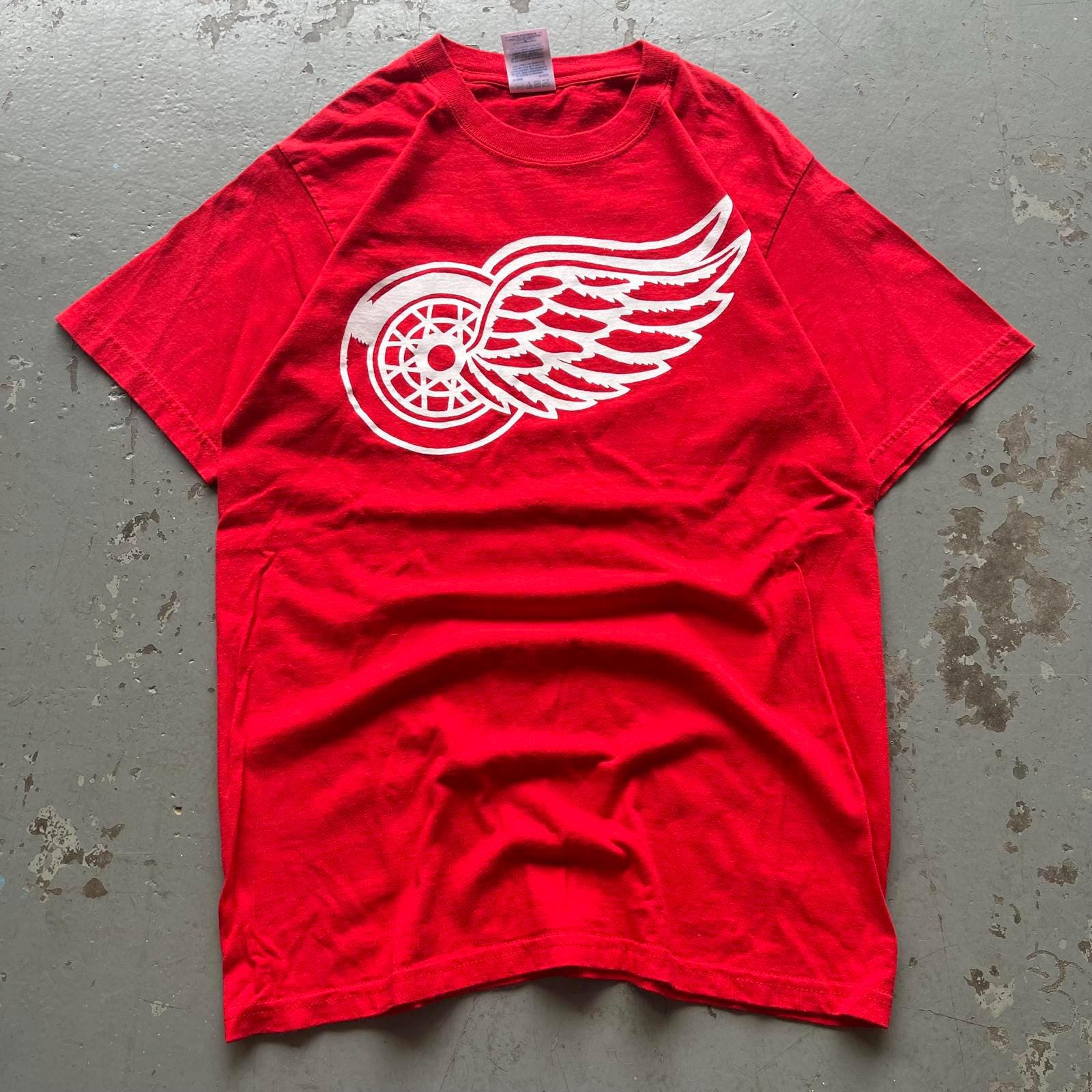 Vintage Y2K NHL Detroit Red Wings Hockey Sports Shirt Graphic Tee – Easygoing Wear · Trending Graphic Apparel