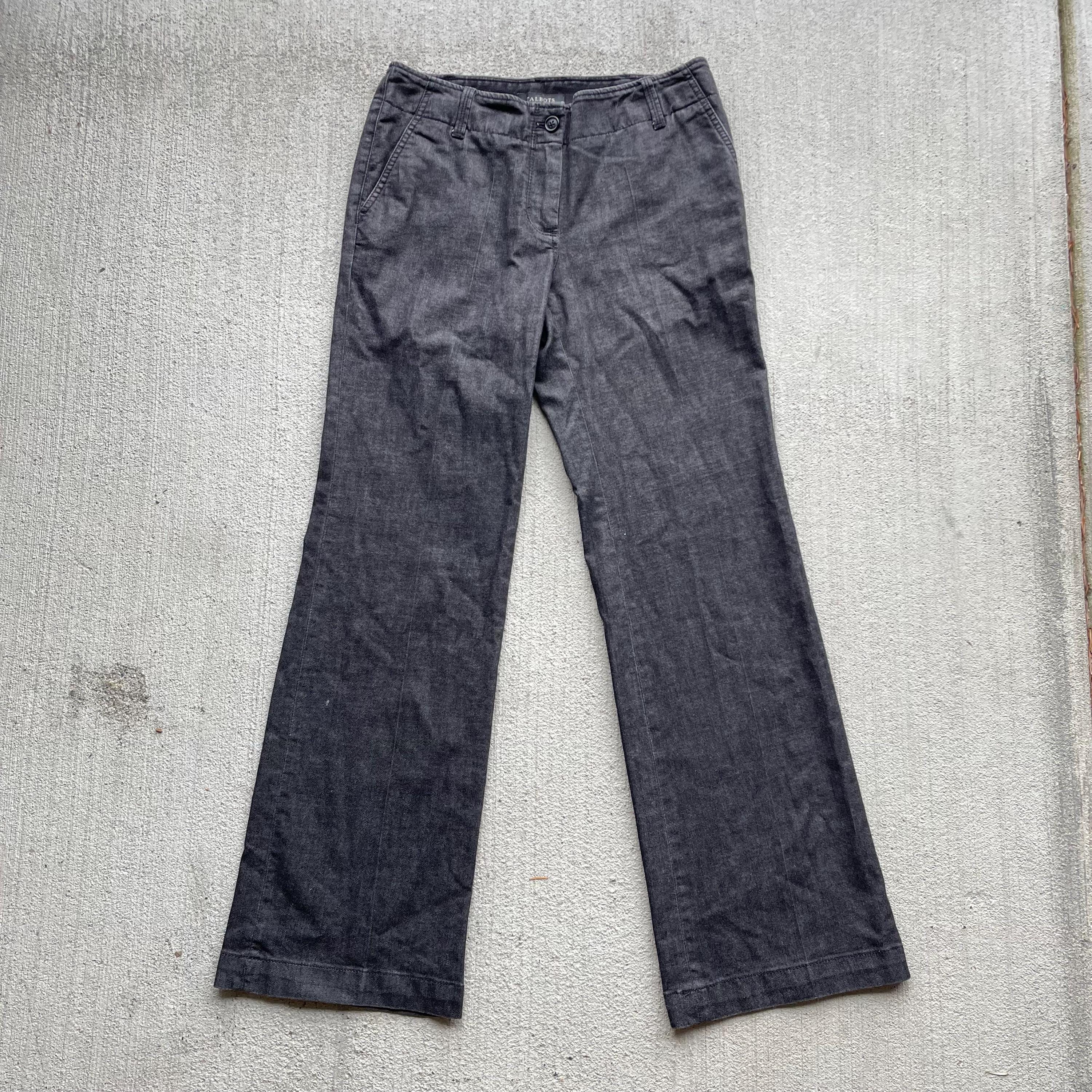 y2k early 0039s dark wash denim mid rise flare jeans size small Graphic Tee – Warm & Stylish · Must-Have Style