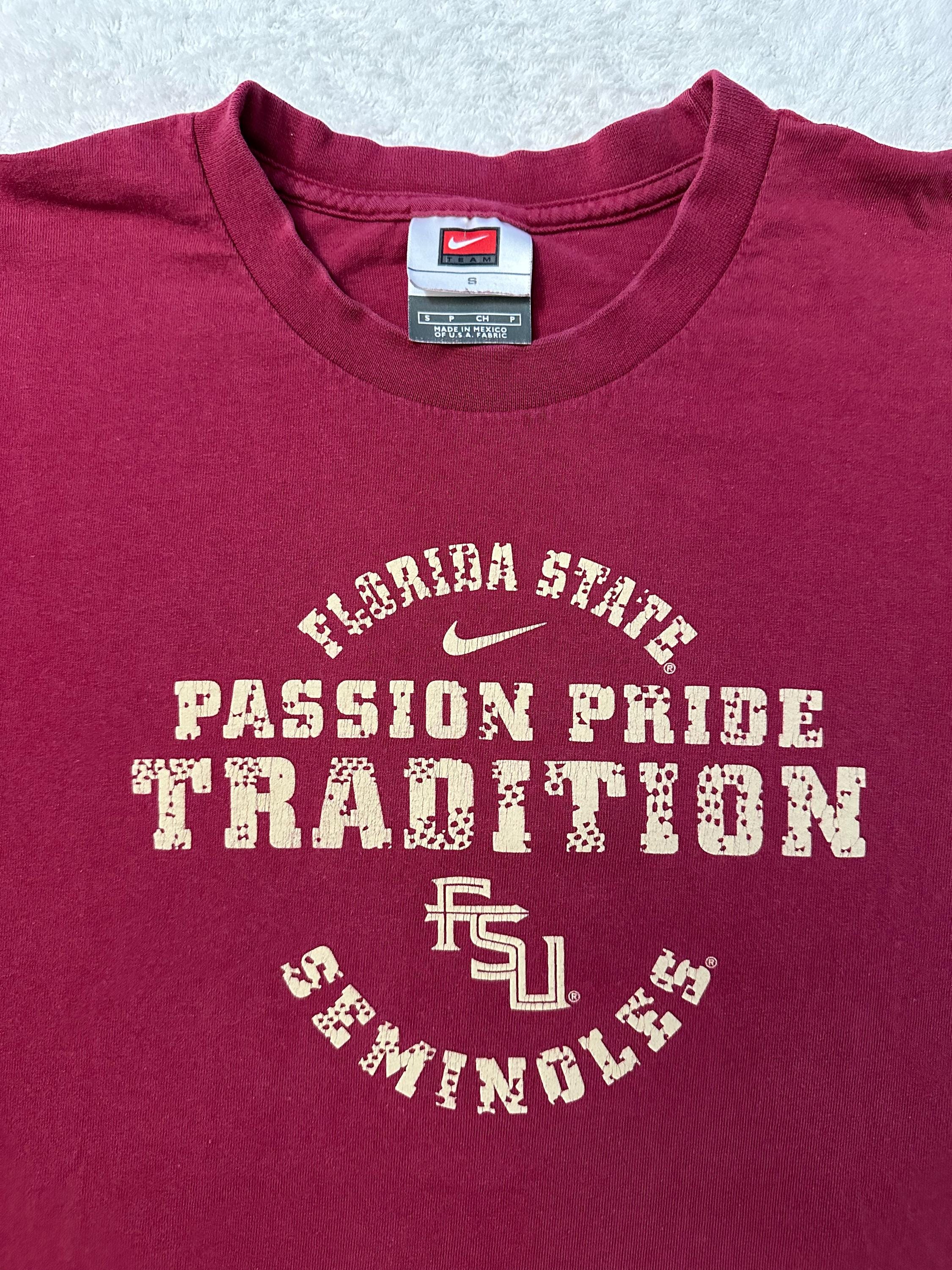 Vintage 1990s 90s 2000s Y2K Florida State University FSU Nike Swoosh T Shirt S M Graphic Tee – Warm & Stylish · Top Pick For Any Outfit