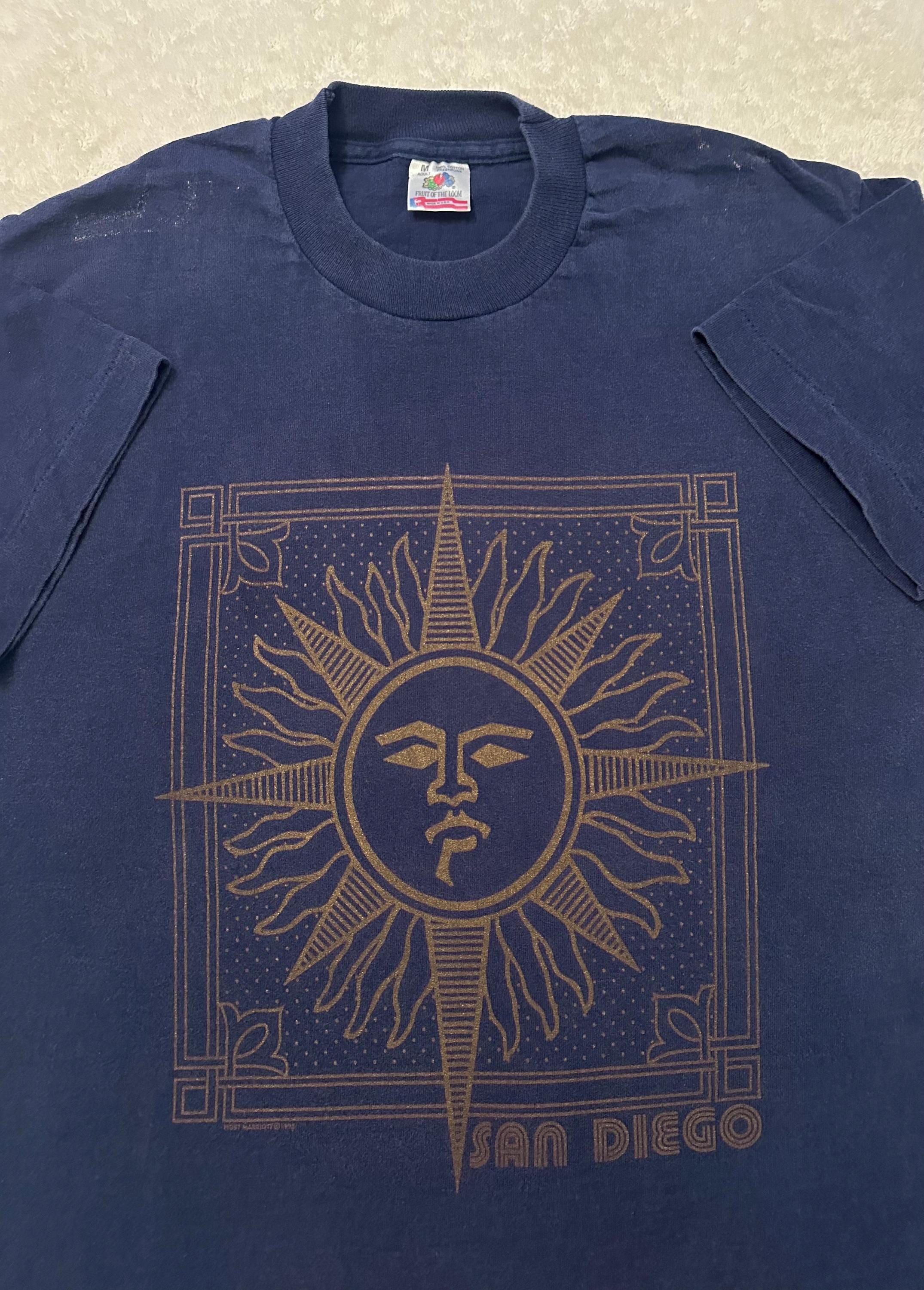Vintage 1990s 90s San Diego California Sun Sunset Graphic Art Surf T Shirt M L Graphic Tee – Soft Feel · Must-Have Style