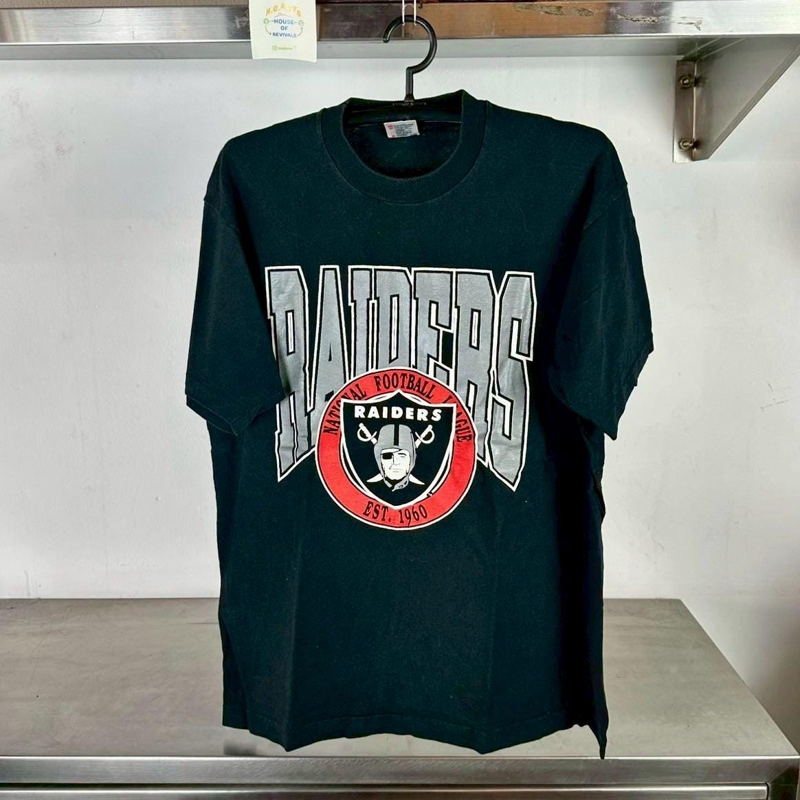 Vintage 90s Los Angeles Raiders Football NFL XL single stitch T shirt Raiders Tshirt Vintage NFL Tshirt Vintage Football Tshirt Graphic Tee – Everyday Comfort · High-Quality Print