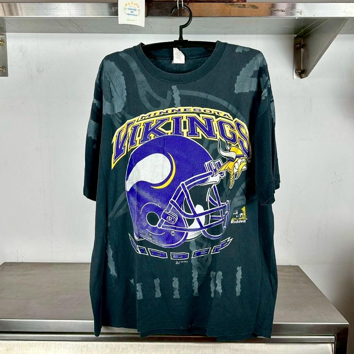 Vintage 1997 Minnesota Vikings AOP Riddell Graphic NFL 2XL Single Stitch T shirt Vintage Sports Tshirt Vintage NFL Tshirt Graphic Tee – Feel-Good Design · High-Quality Print