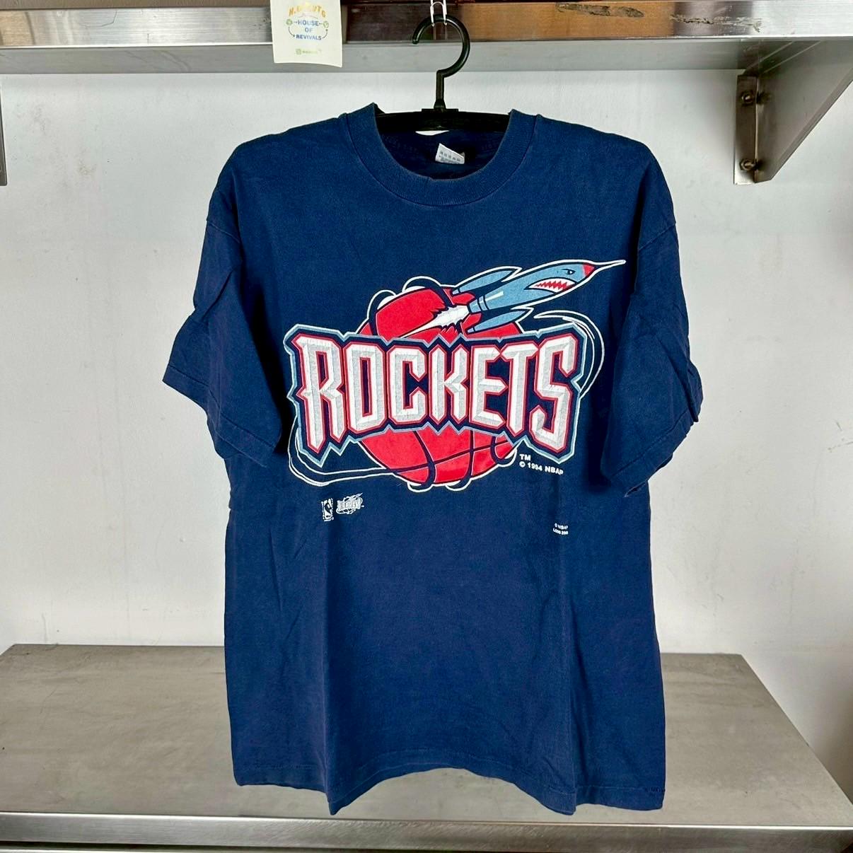 Vintage 1994 Houston Rockets Retro Logo NBA XL single stitch T shirt Vintage Houston Rockets Tshirt NBA tshirt Sports tshirt Graphic Tee – Warm & Stylish · Perfect For Daily Wear