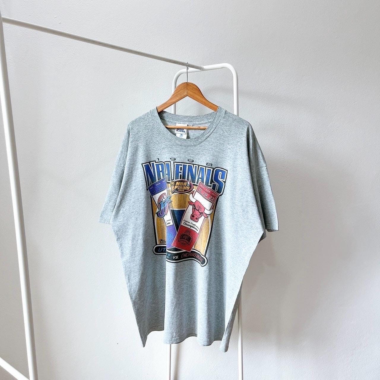 Vintage 90s Chicago Bulls Vs Utah Jazz NBA basketball vintage Pro player made in USA gray t shirt XXL Graphic Tee – Feel-Good Design · Great Gift For Fans