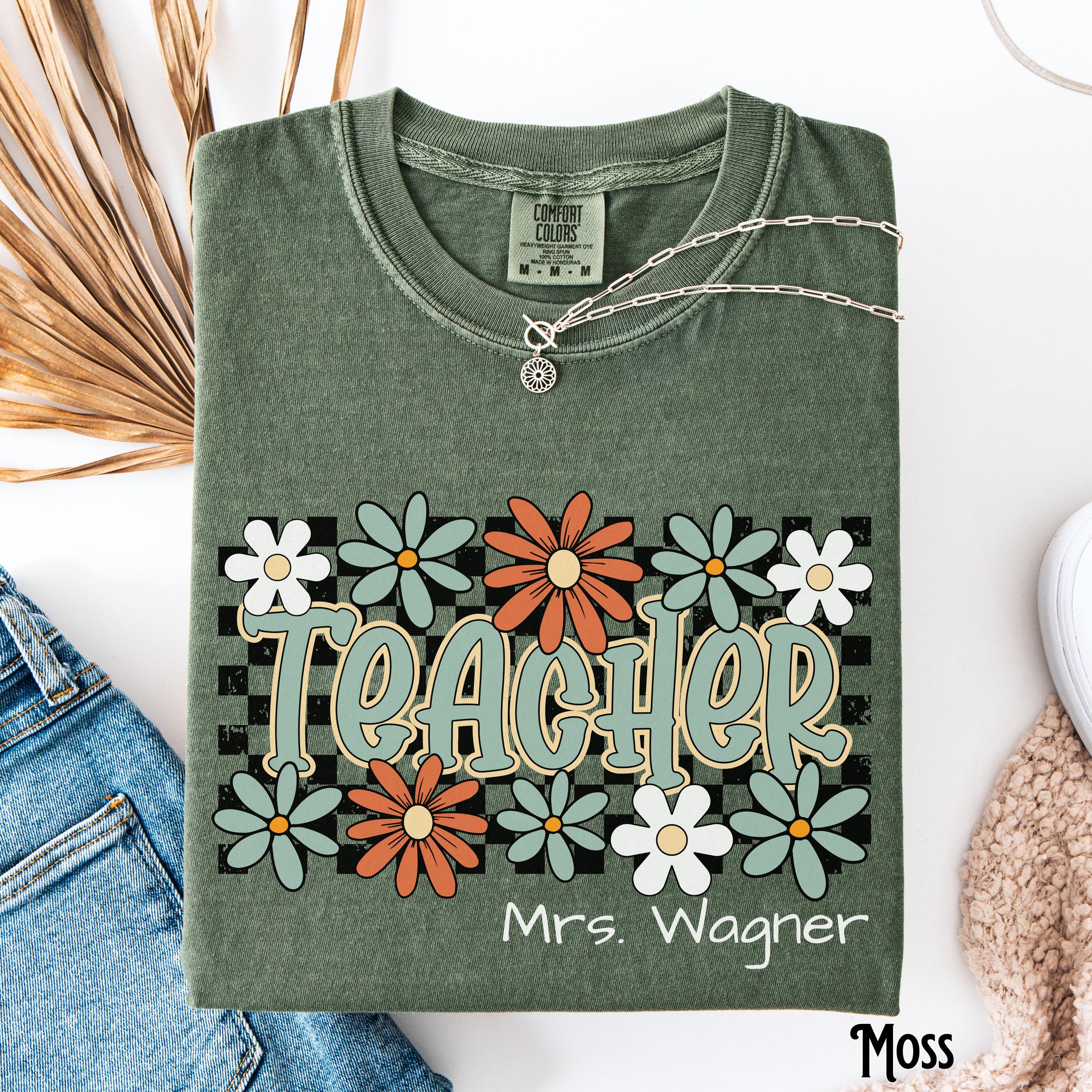 Personalized Teacher Shirt Teacher Tee Custom T Shirt Back to School Retro Flower Appreciation Gift for Teacher Graphic Tee – Easygoing Wear · Trending Graphic Apparel