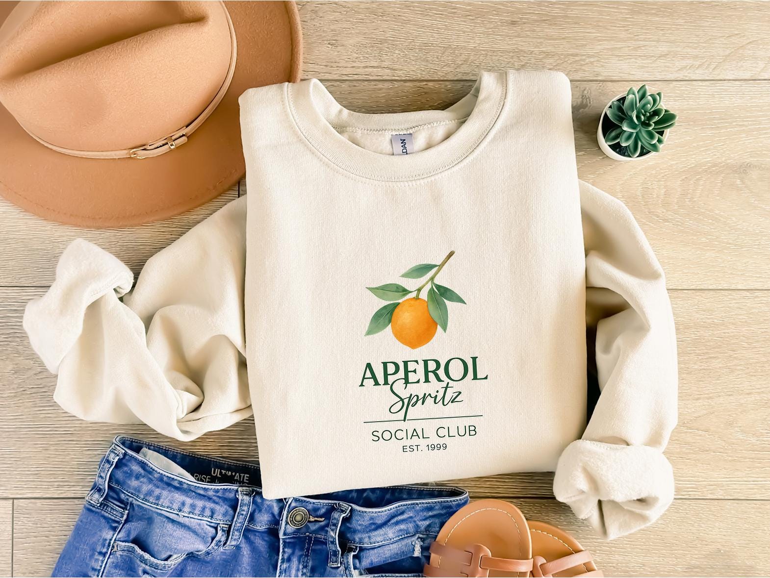 Aperol Spritz Sweatshirt Kuscheliger Pullover mit Orange und Spruch Perfekt fr Aperitivo Fans Retro Sommer Look Sweatshirt – Warm & Stylish · High-Quality Print