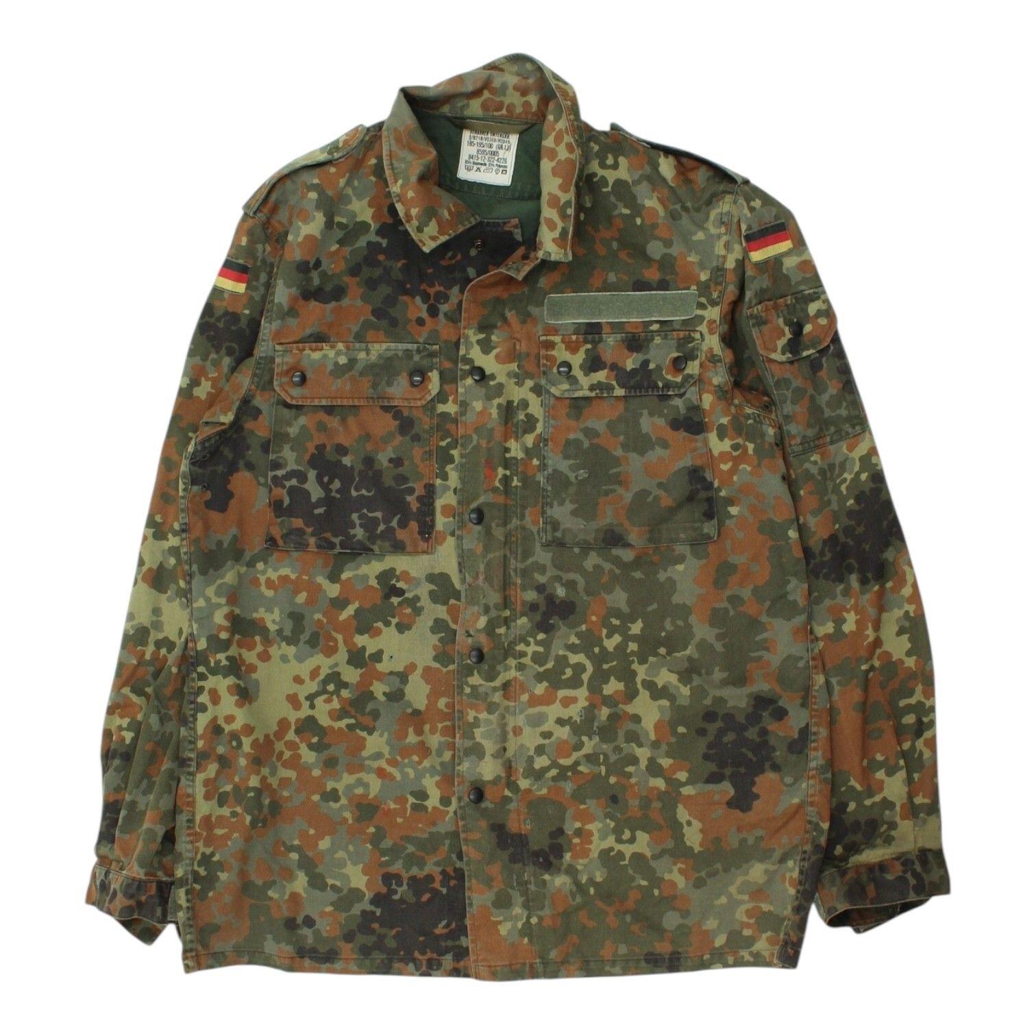 Military Mens Green Jacket Vintage Camo Army Style Outerwear Combat Coat Graphic Tee – Warm & Stylish · Must-Have Style