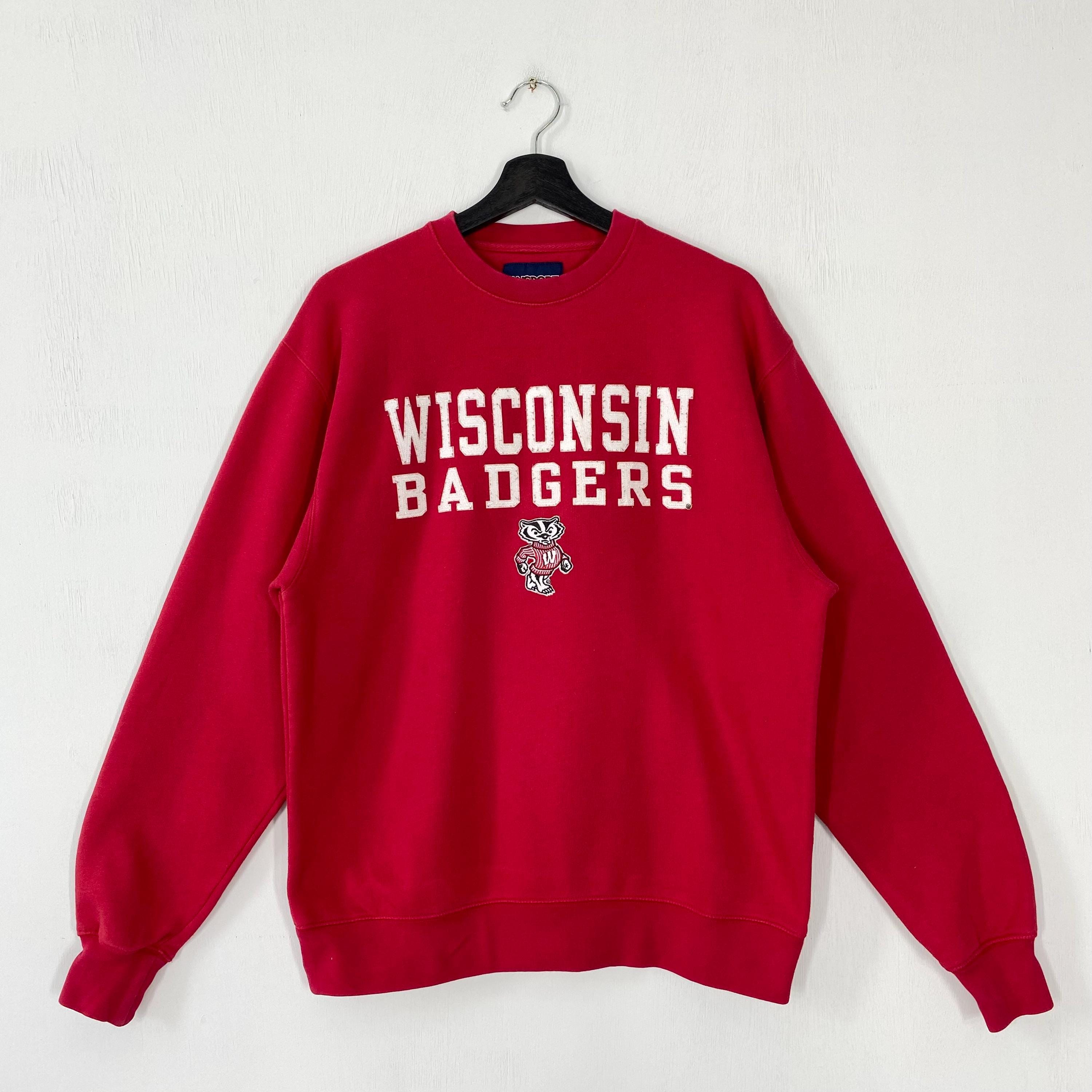Vintage University Wisconsin Sweatshirt Wisconsin Crewneck Wisconsin Sweater Pullover Wisconsin Badgers Patch Logo Red Medium Sweatshirt – Cozy Vibes · Perfect For Daily Wear