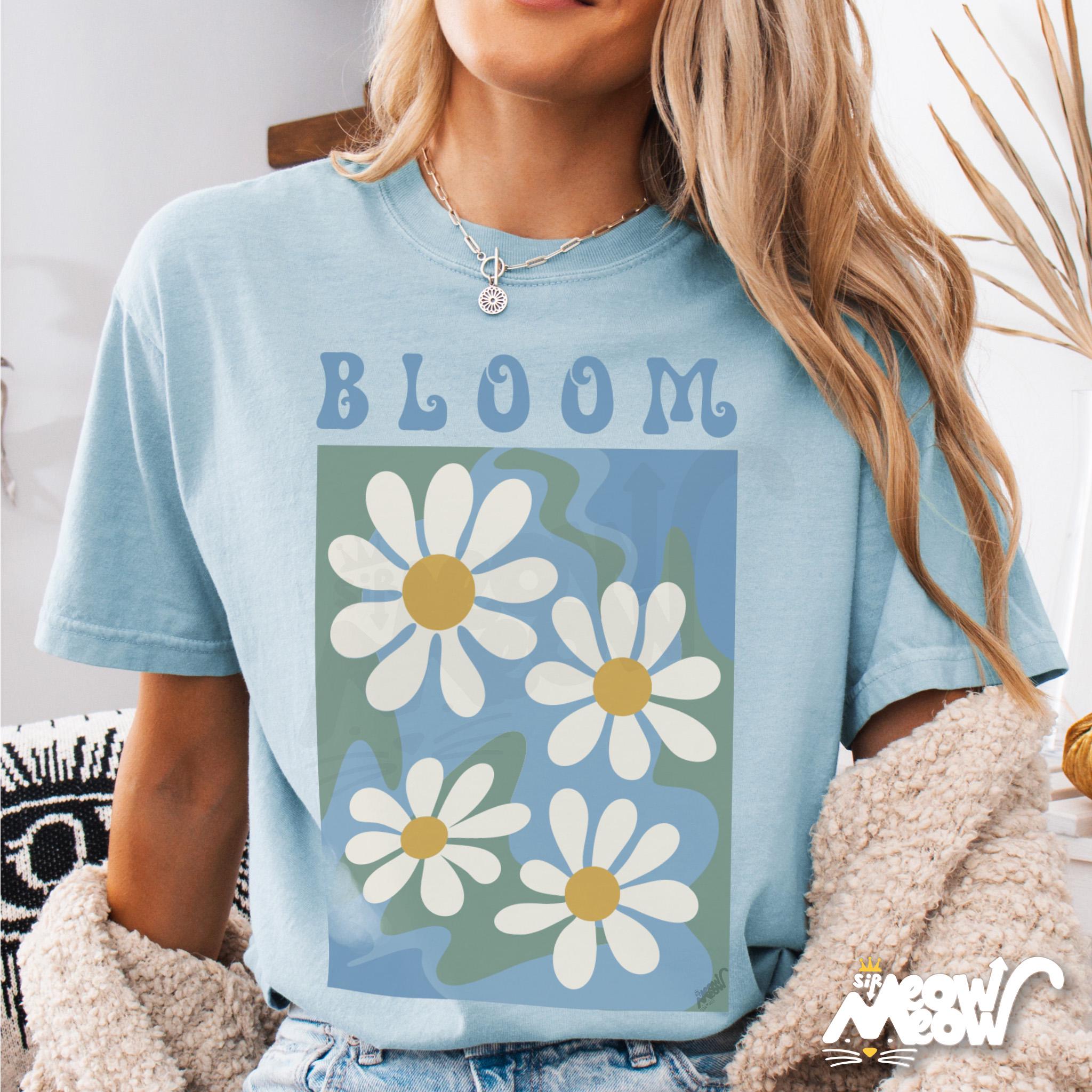 Bloom Daisy Flower T Shirt Retro Floral Art Tee Botanical Shirt 70s Style Nature Gift Graphic Tee – Cozy Vibes · High-Quality Print